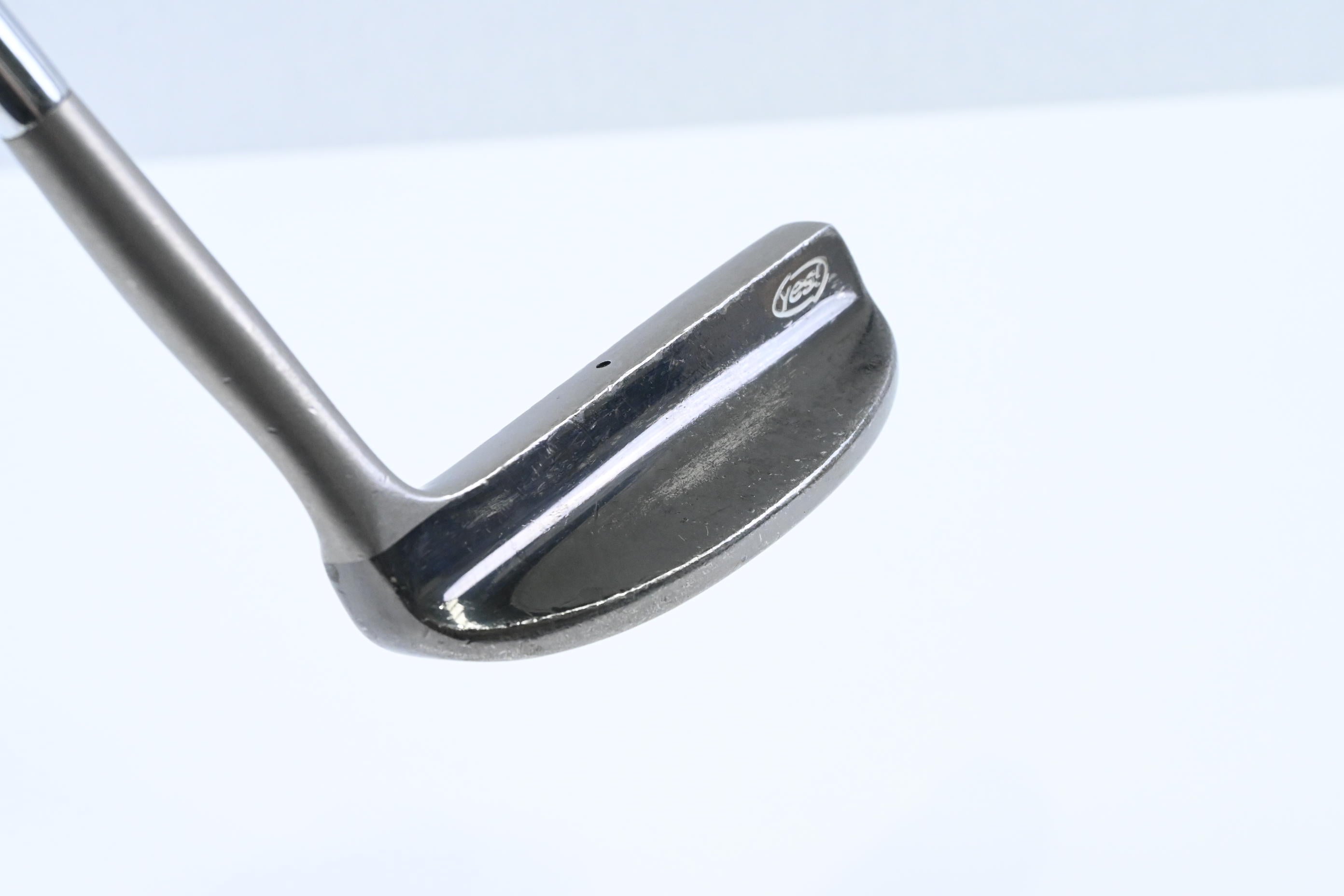 Yes! C-Groove Sophia Putter / 34 Inch