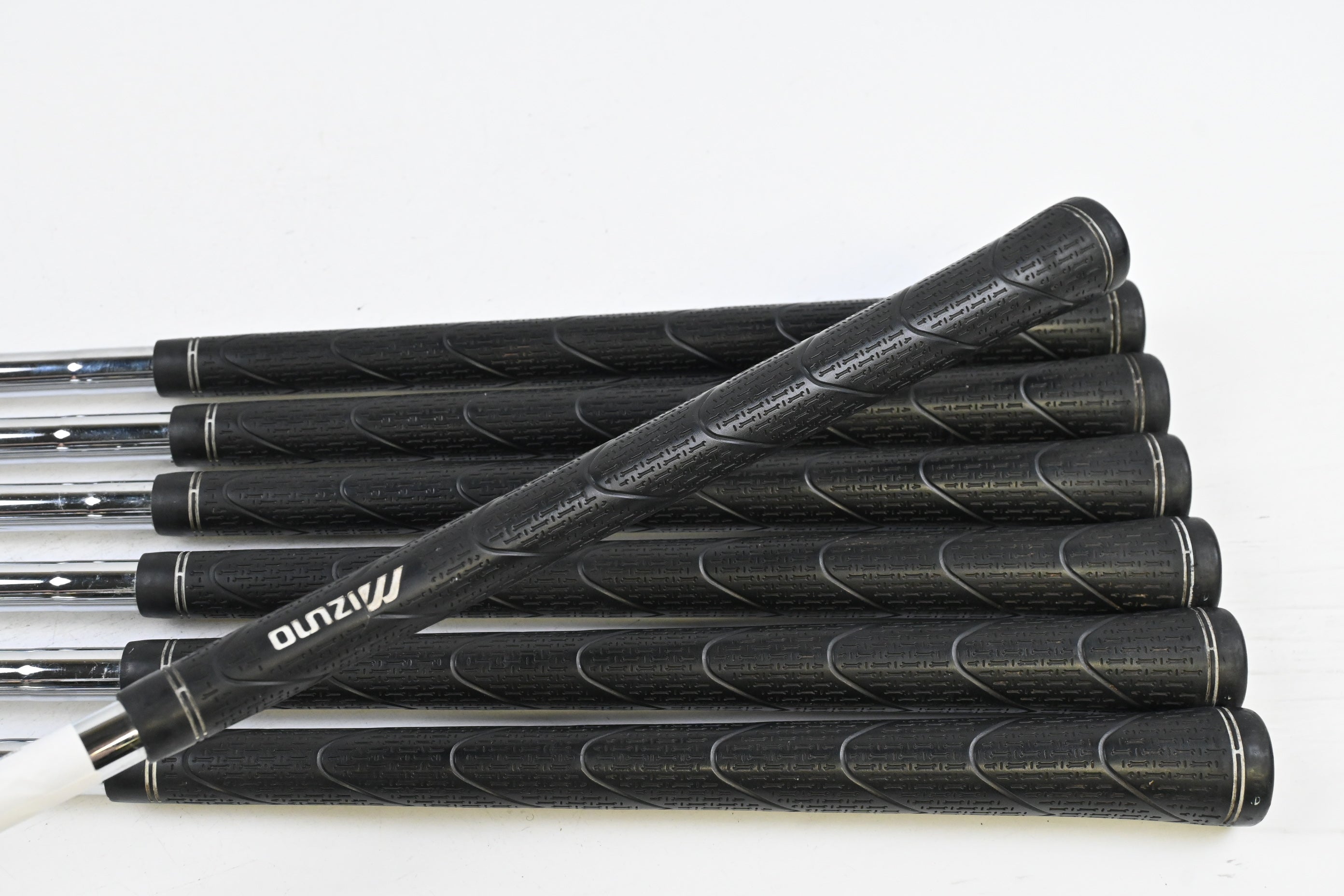 Mizuno MP-54 Irons / 4-PW / Regular Flex Dynamic Gold R300 Shafts