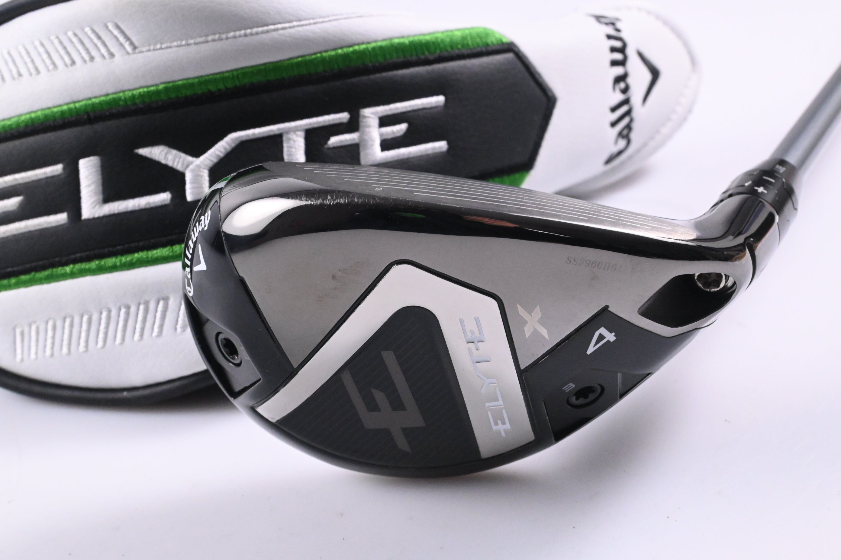 Callaway Elyte X #4 Hybrid / 21 Degree / Regular Flex Denali Charcoal 60 Shaft