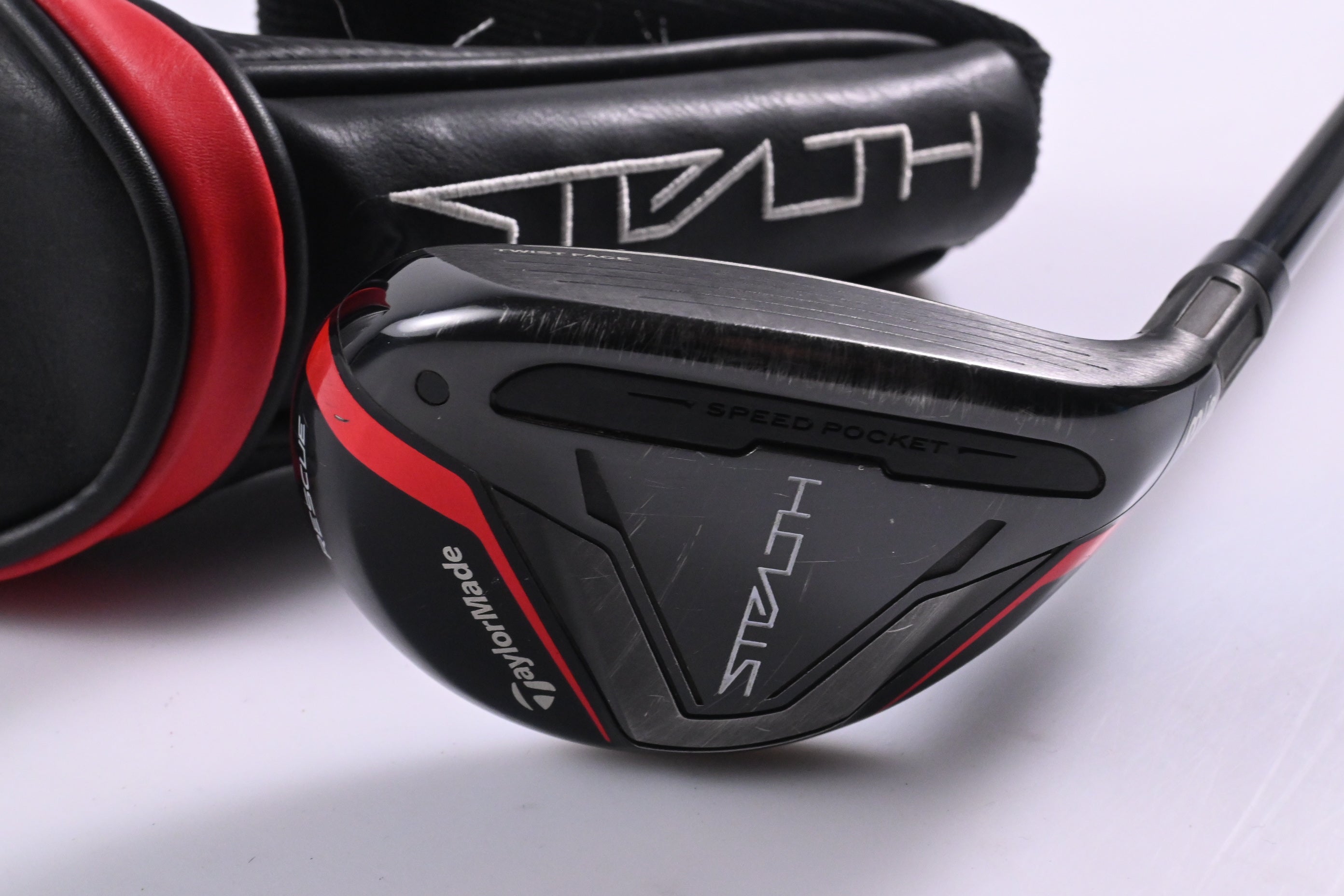 Taylormade Stealth #3 Hybrid / 19 Degree / Stiff Flex Fujikura Ventus Red 7 Shaft