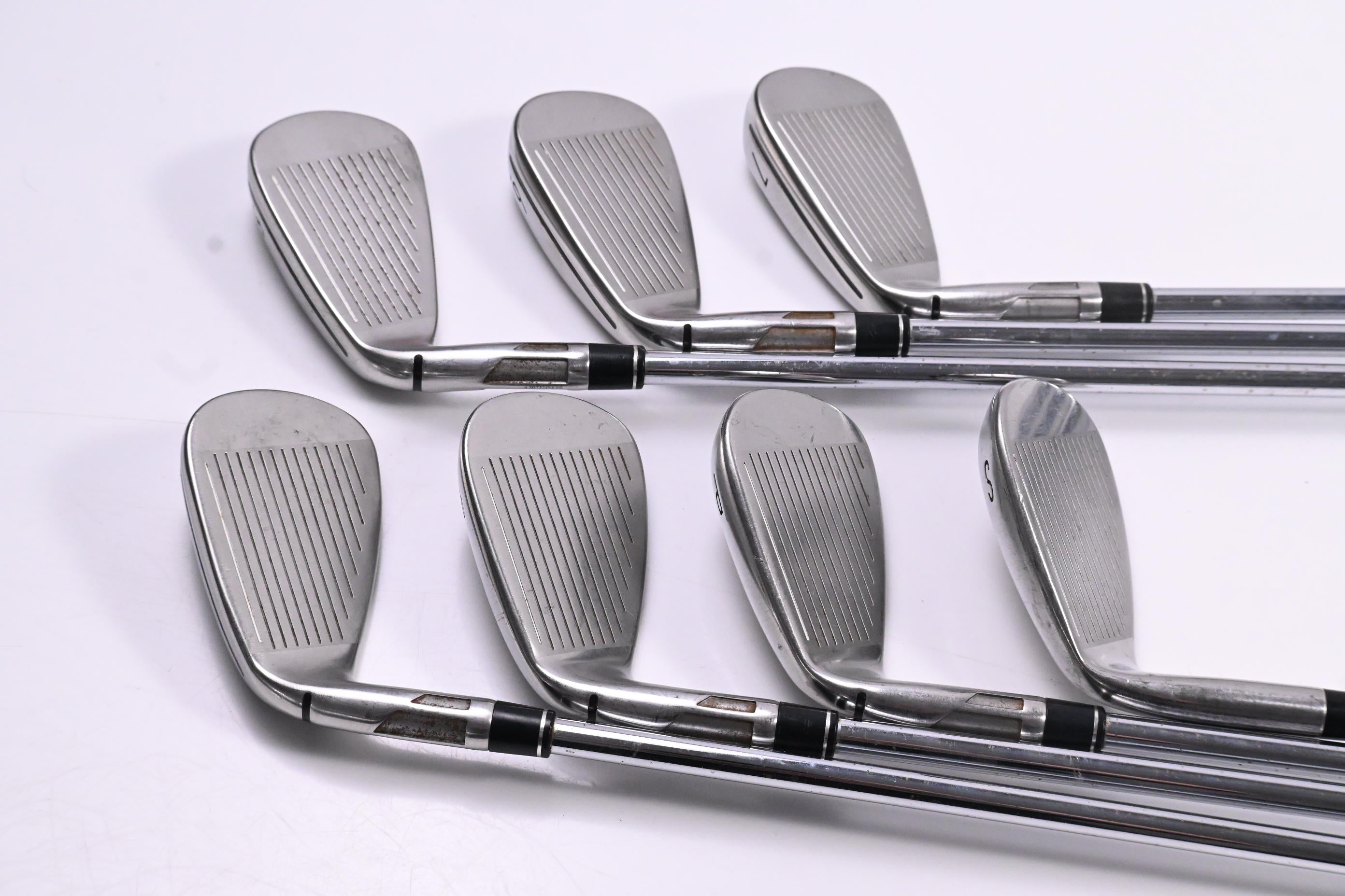 Taylormade SIM2 Max Irons / 5-PW+SW / Regular Flex KBS MAX MT 85 Shafts