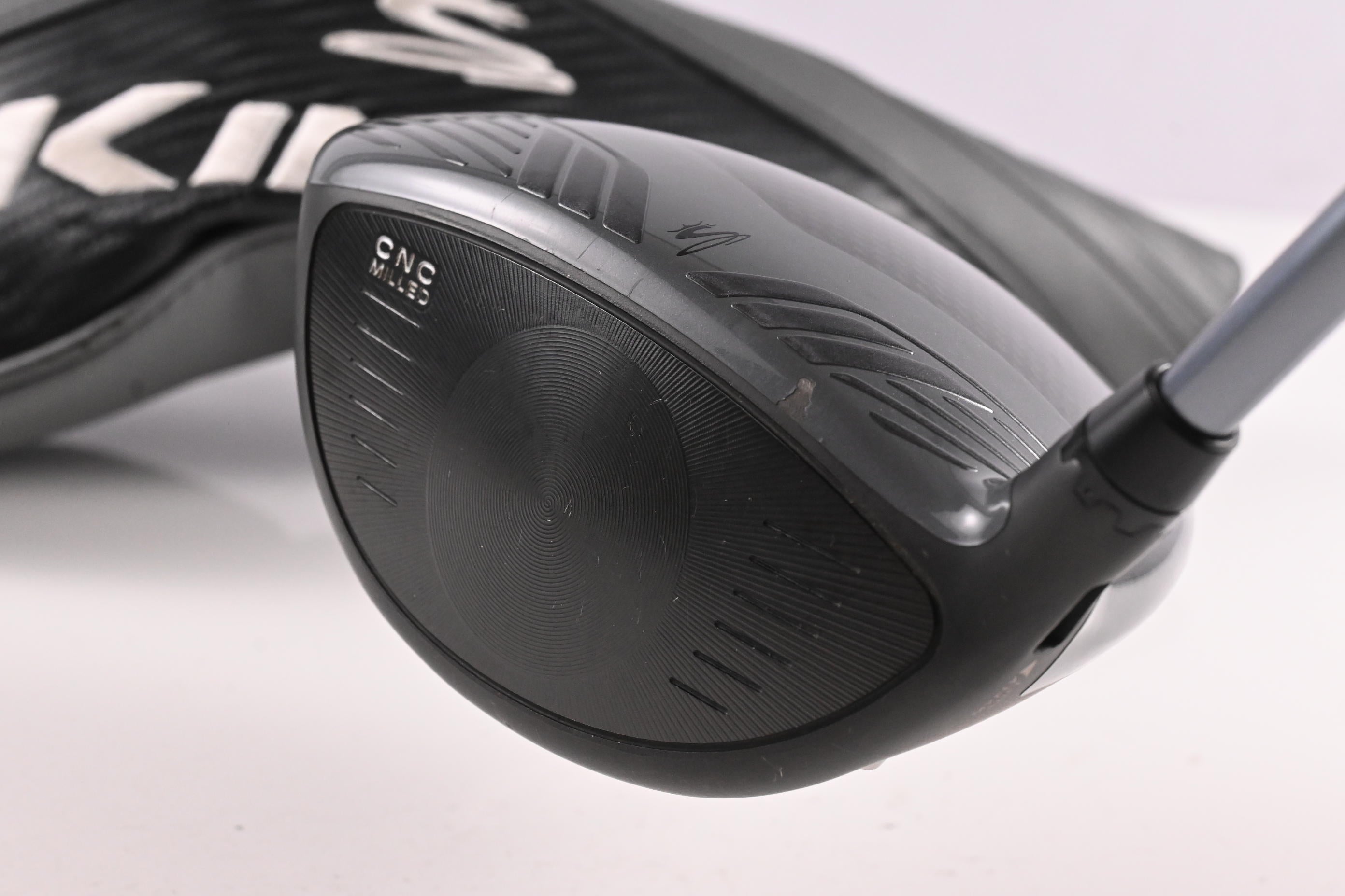 Cobra King F8 Driver / 9 Degree / X-Flex Matrix Ozik Black Tie M4 65 Shaft