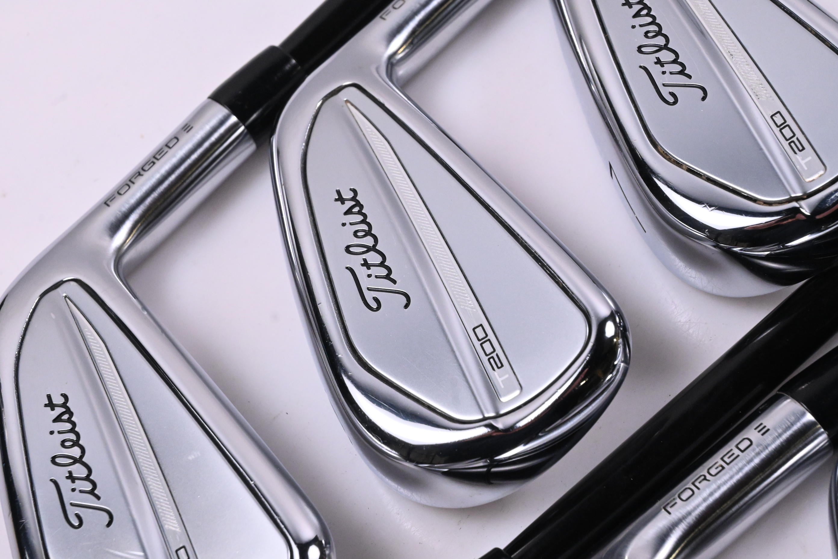 Titleist T200 2023 Irons / 5-PW+48° / Stiff Flex Tensei AV Red AM(2) Shafts
