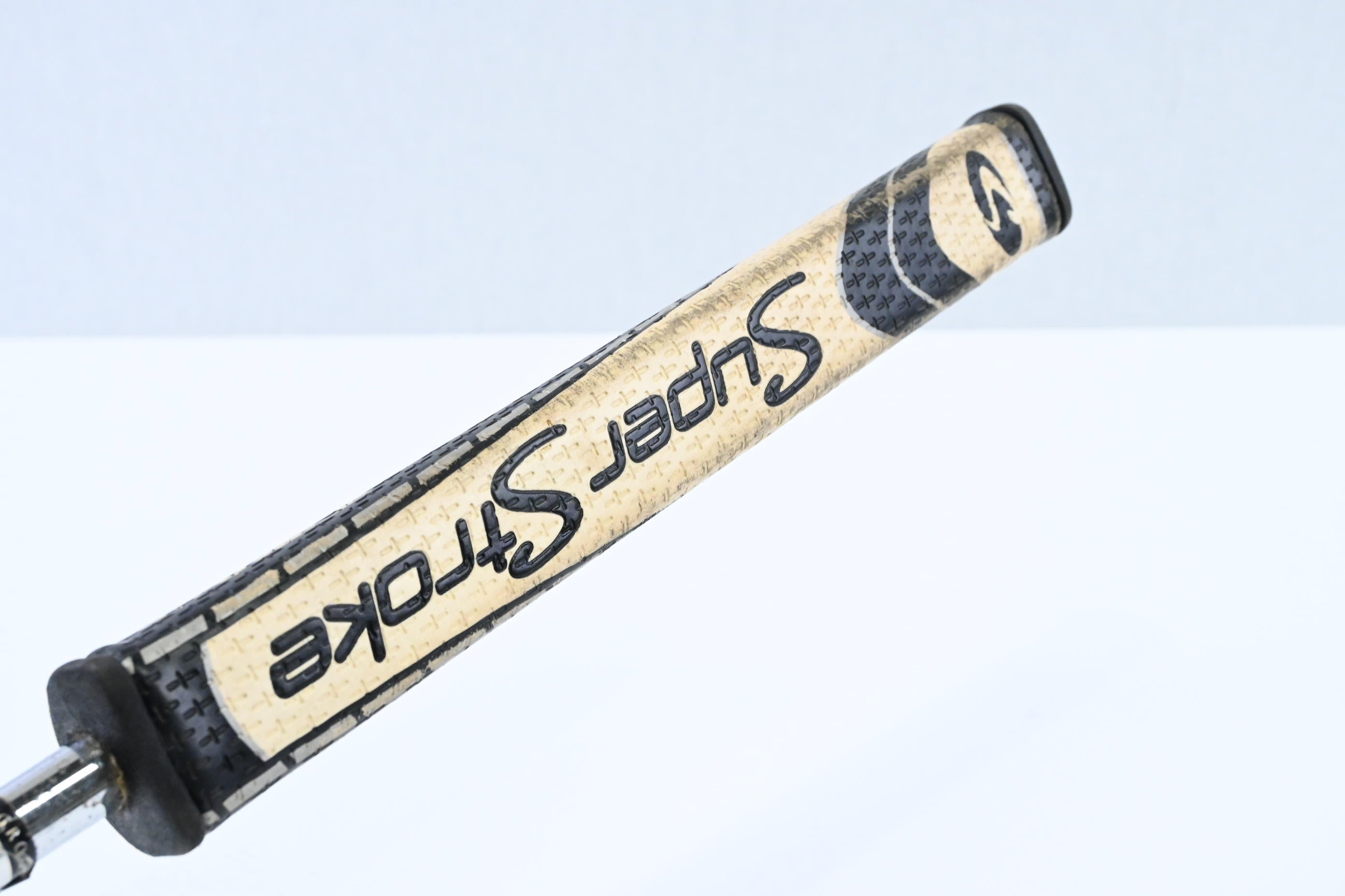 Yes! C-Groove Sophia Putter / 34 Inch