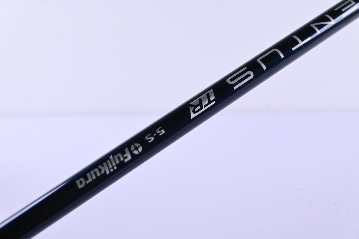 Wilson DYNAPWR 2025 Carbon Driver / 10.5 Degree / Stiff Flex Ventus TR Blue 5