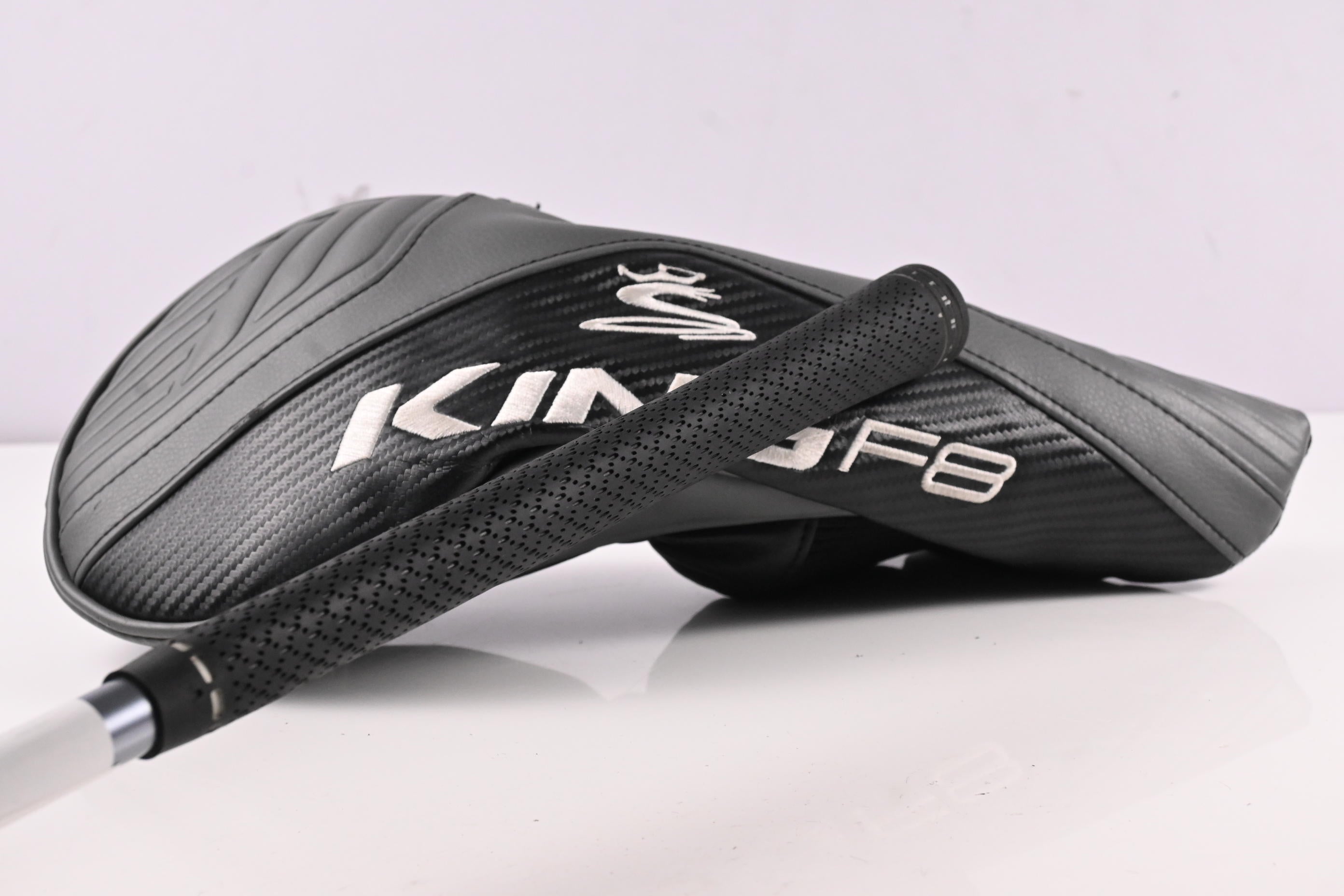 Cobra King F8 Driver / 9 Degree / X-Flex Matrix Ozik Black Tie M4 65 Shaft