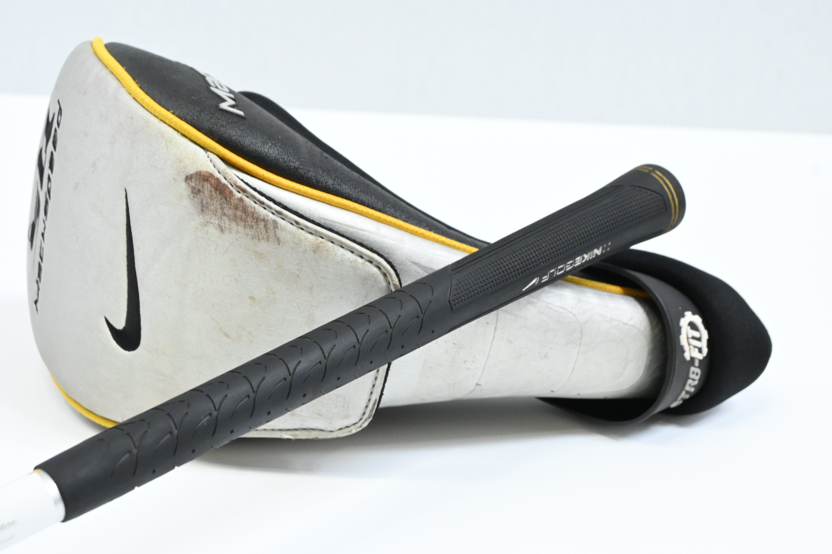 Left Hand Nike SQ Dymo Driver / 10.5 Degree / Regular Flex UST AxivCore SQ 55