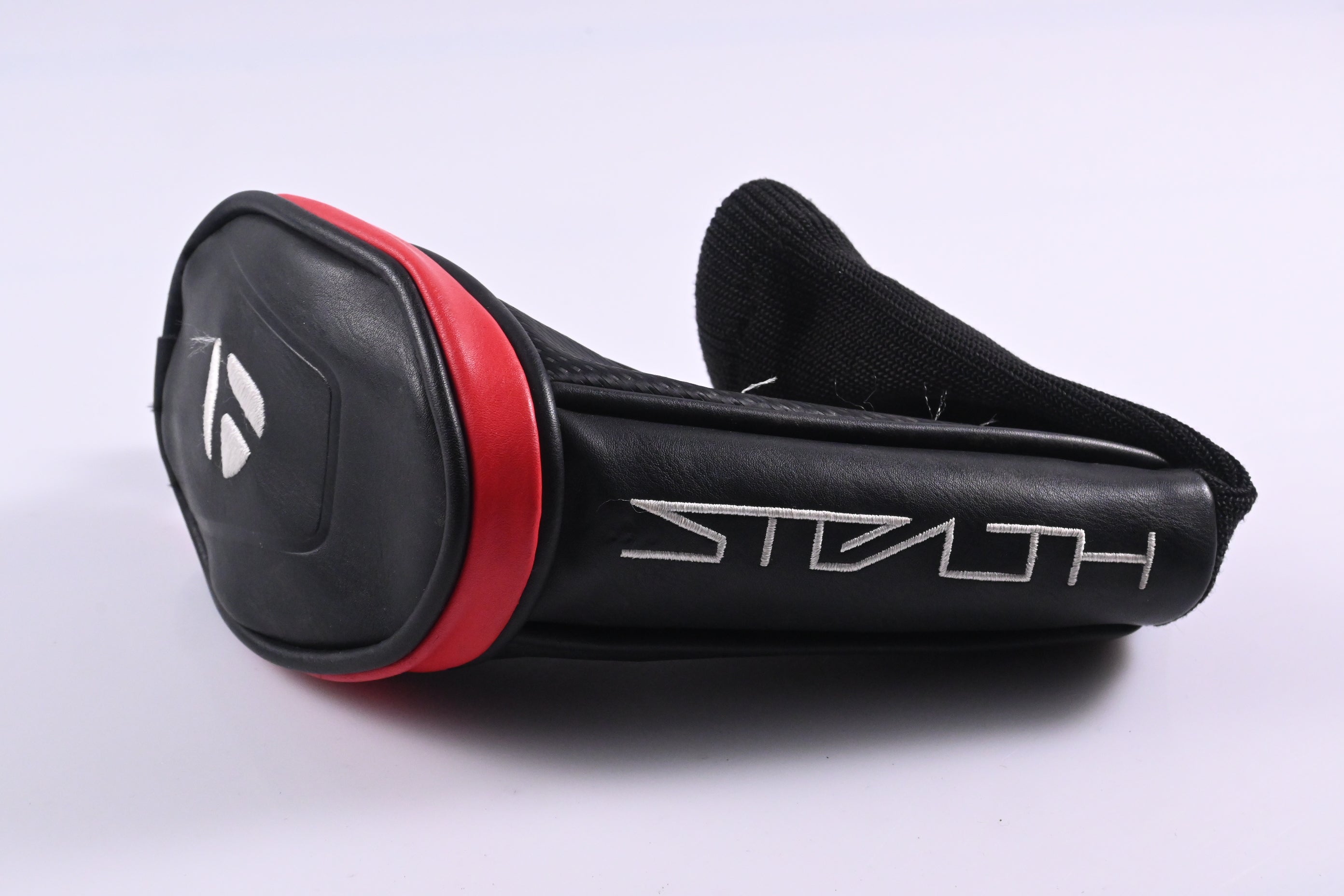 Taylormade Stealth #3 Hybrid / 19 Degree / Stiff Flex Fujikura Ventus Red 7 Shaft