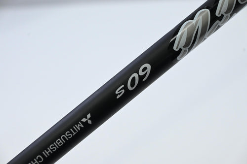 Taylormade Stealth Plus Driver / 8 Degree / Stiff Flex Kai'li Dark Wave Black 60