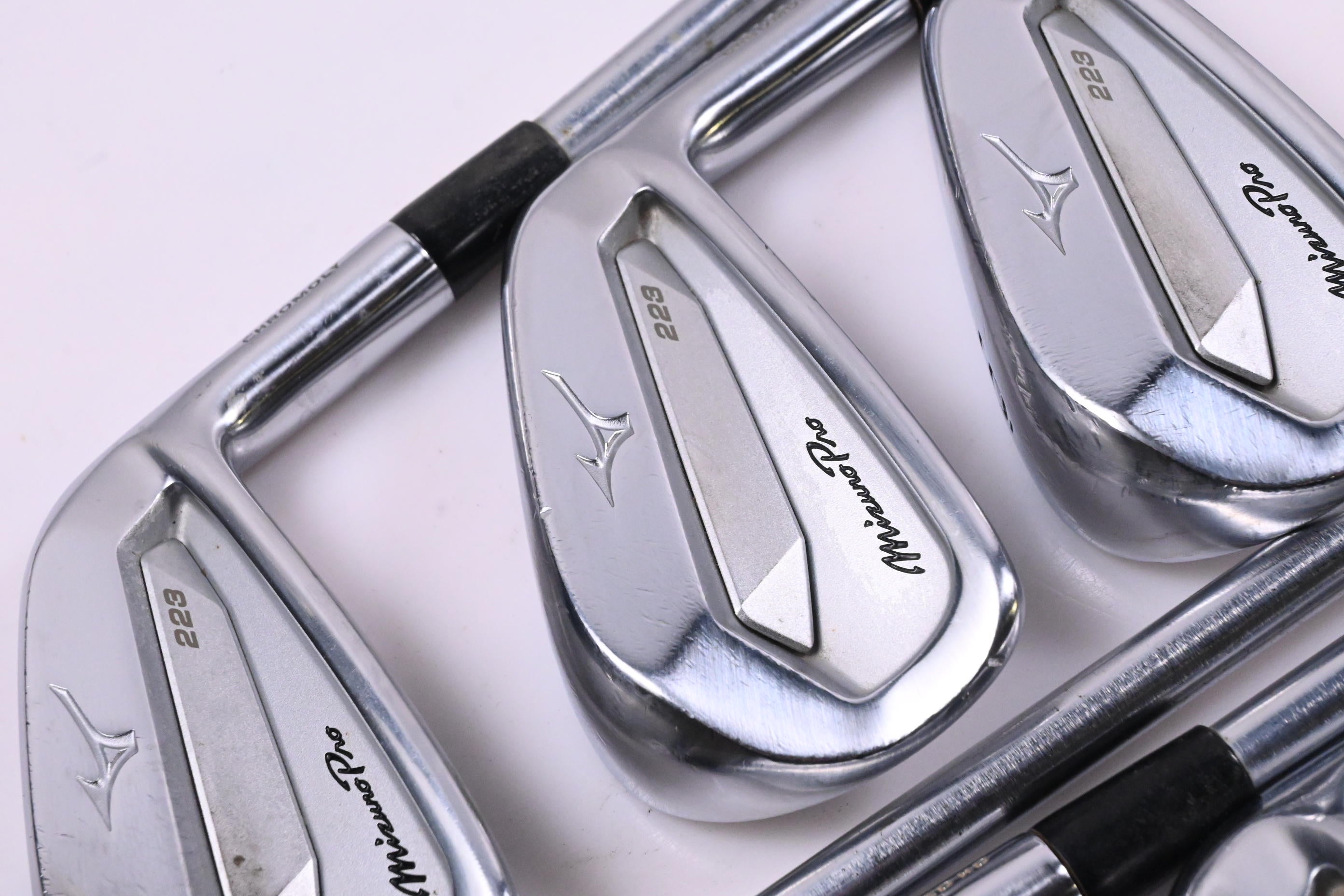 Mizuno Pro 223 Irons / 4-PW / Stiff Flex Project X IO 110 Shafts