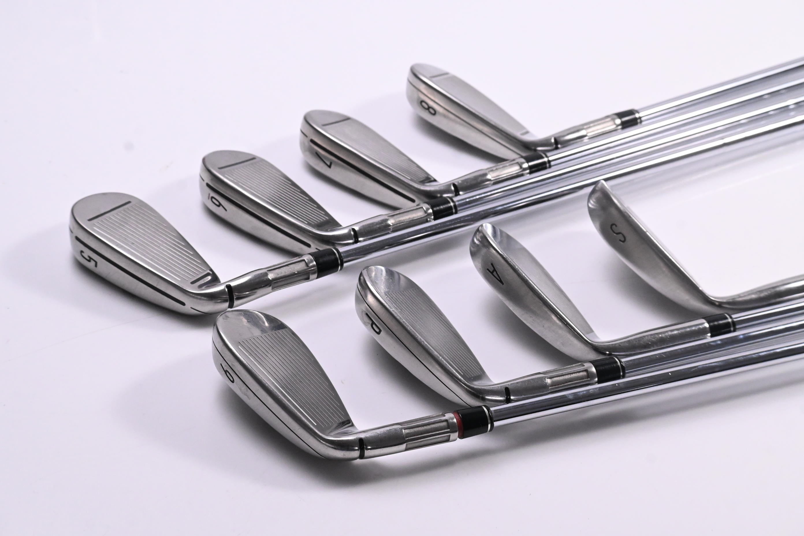 Taylormade M4 Irons / 5-PW+GW+SW / Regular Flex KBS MAX 85 Shafts