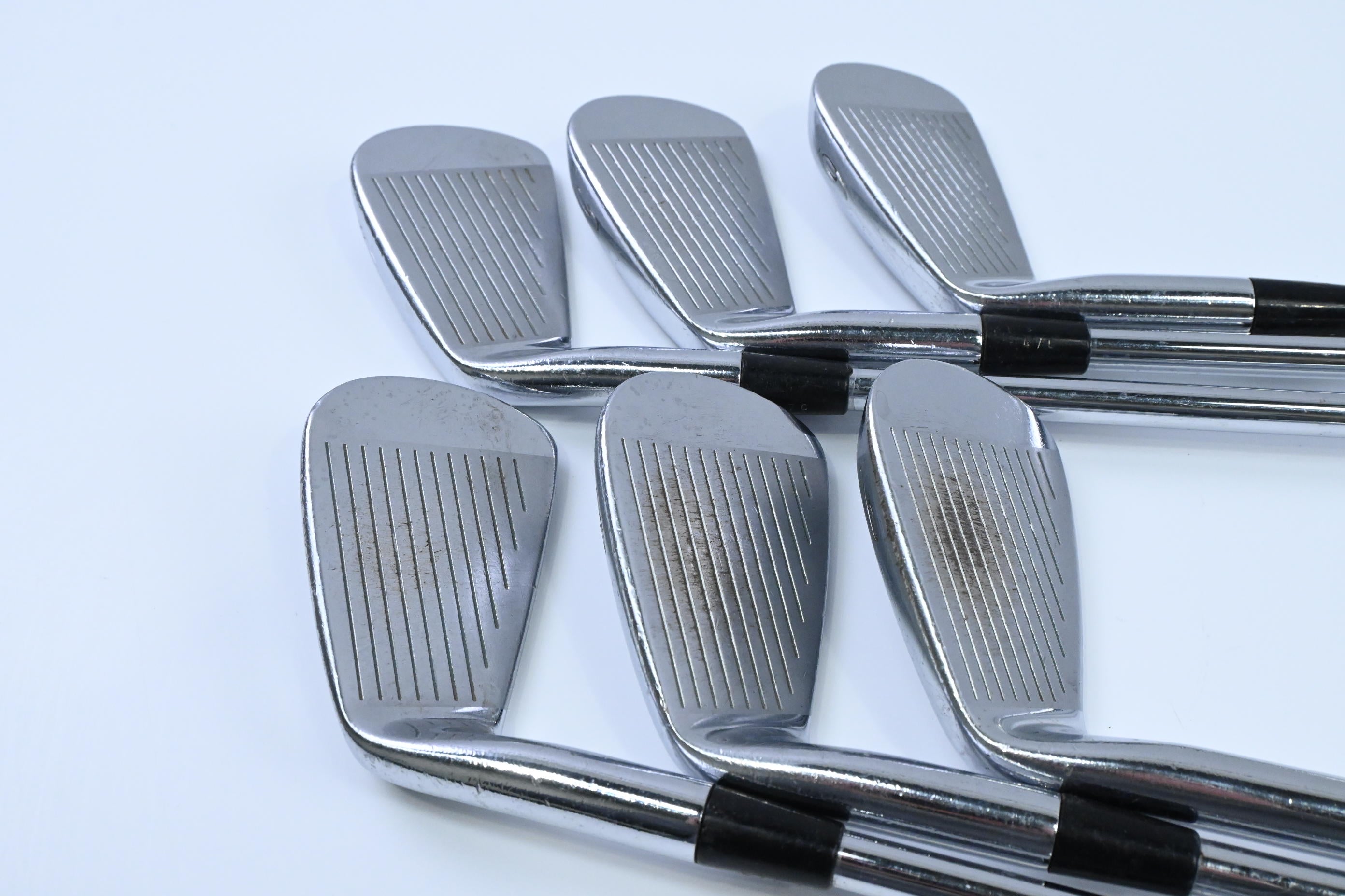 Mizuno MP-30 Irons / 4-9 / Regular Flex Dynamic Gold Lite R300 Shafts