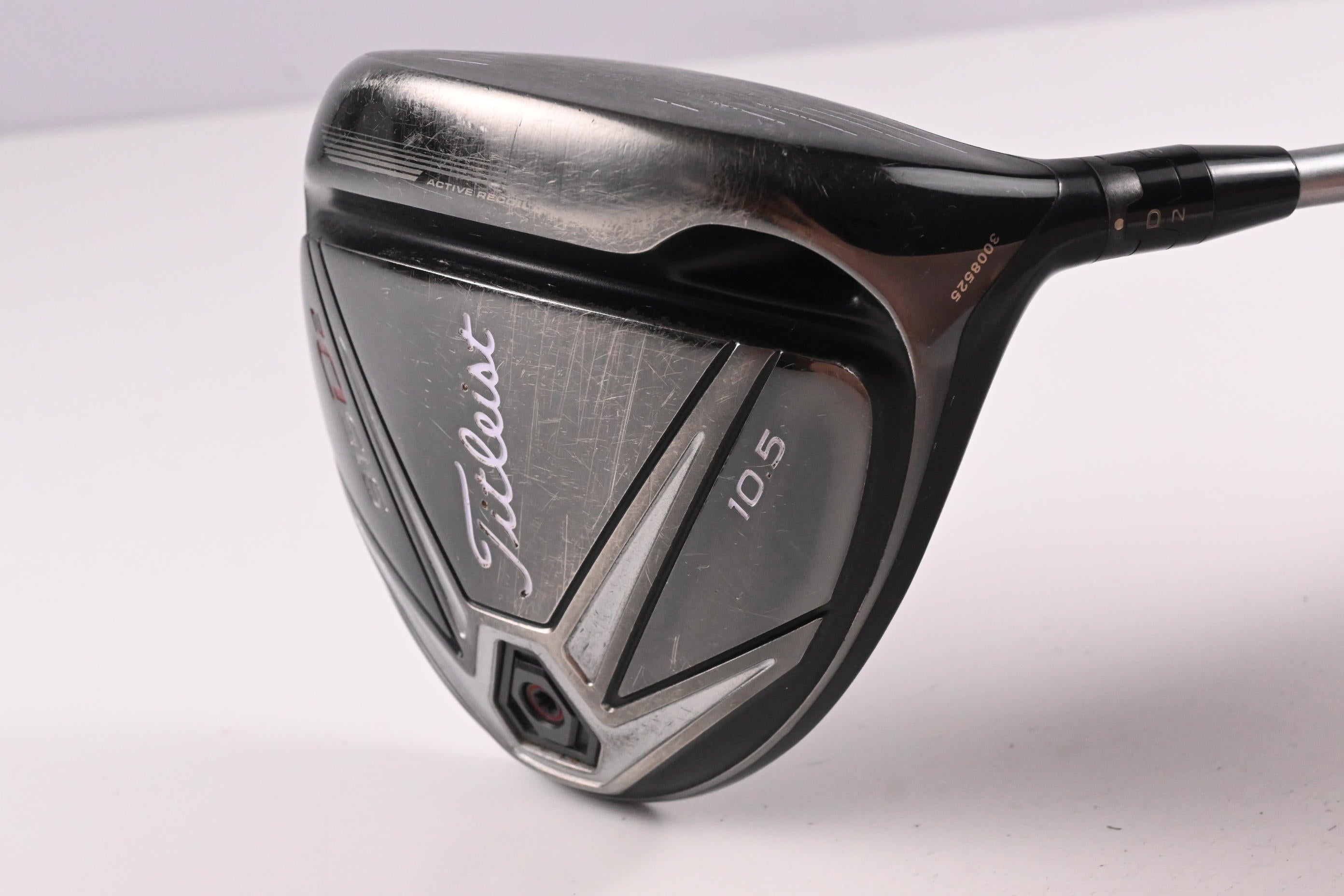 Titleist 915 D2 Driver / 10.5 Degree / Regular Flex Diamana S+ Blue 60 Shaft