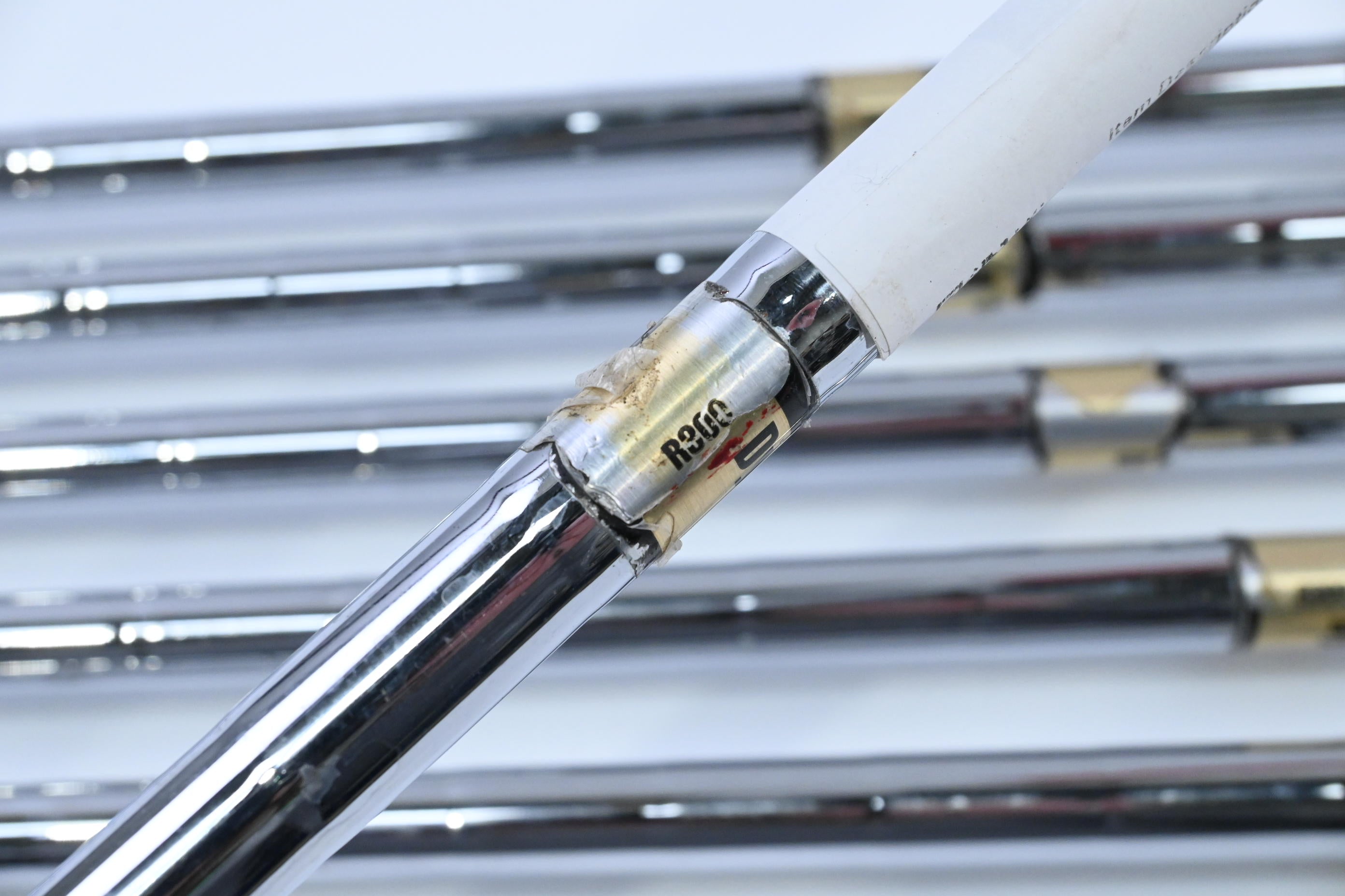 Mizuno MP-30 Irons / 4-9 / Regular Flex Dynamic Gold Lite R300 Shafts