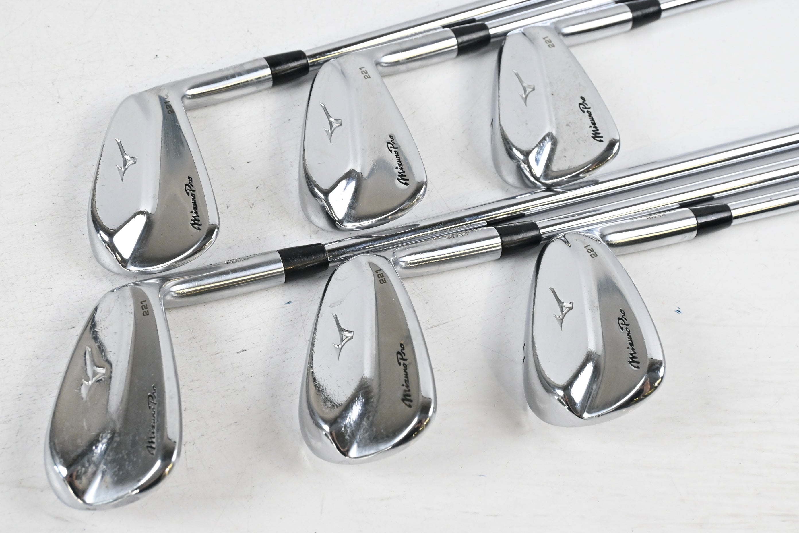 Mizuno Pro 221 Irons / 5-PW / Stiff Flex Project X Shafts