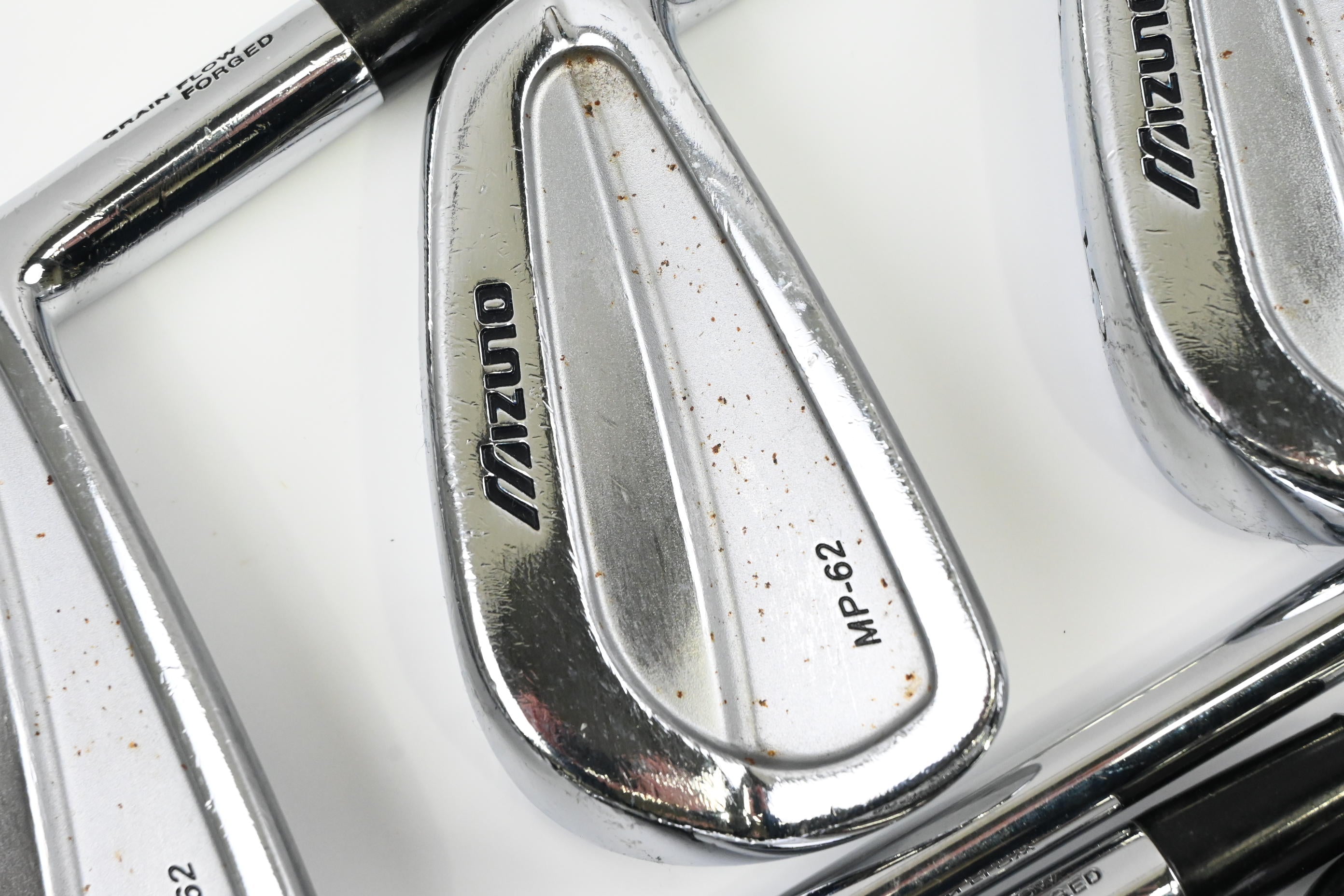 Mizuno MP-62 Irons / 3-9 / Stiff Flex Dynamic Gold S300 Shafts