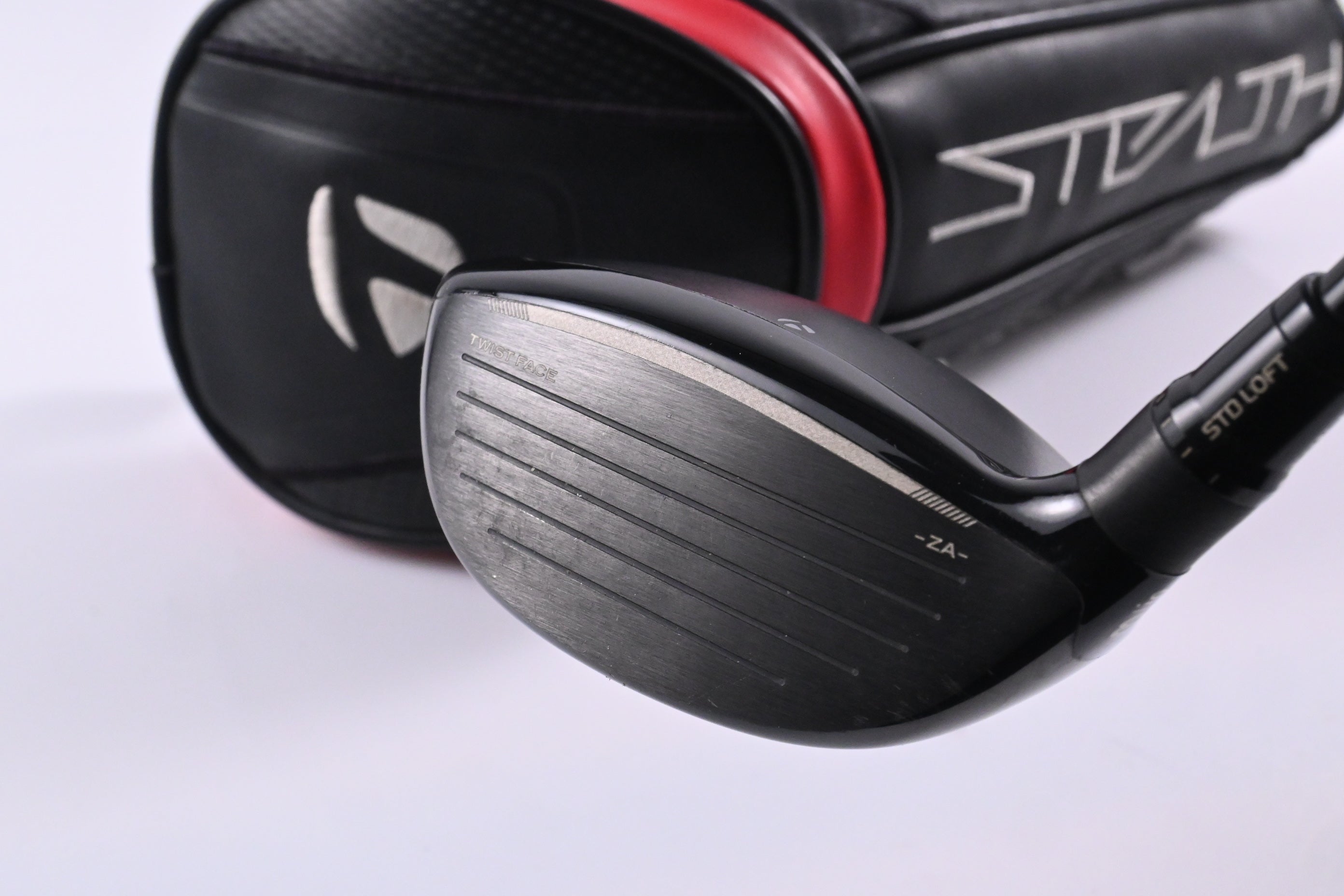 Taylormade Stealth Plus #3 Wood / 15 Degree / Stiff Flex HZRDUS Smoke Red RDX 75