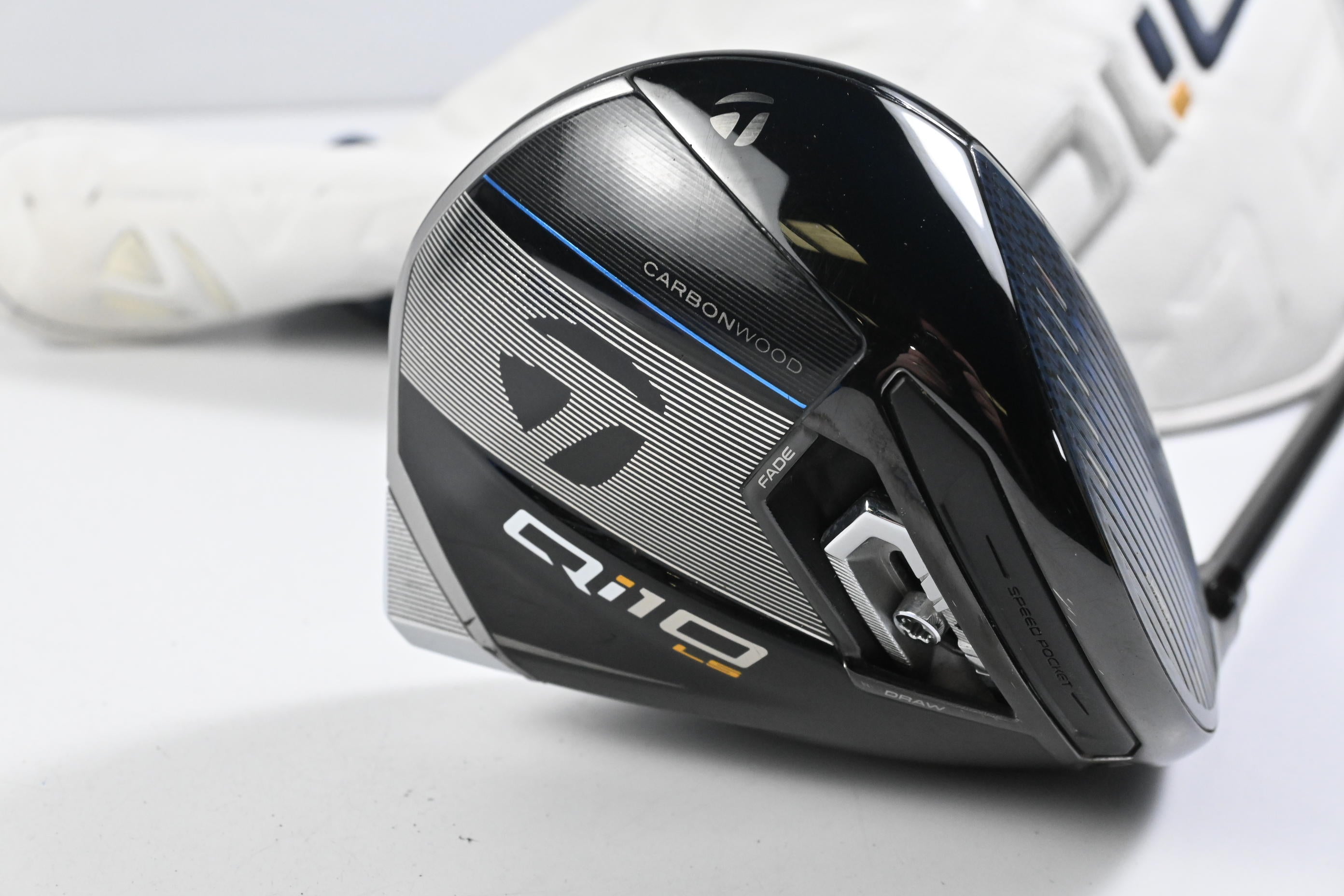 Taylormade Qi10 LS Driver / 10.5 Degree / Stiff Flex Graphite Design Tour AD IZ