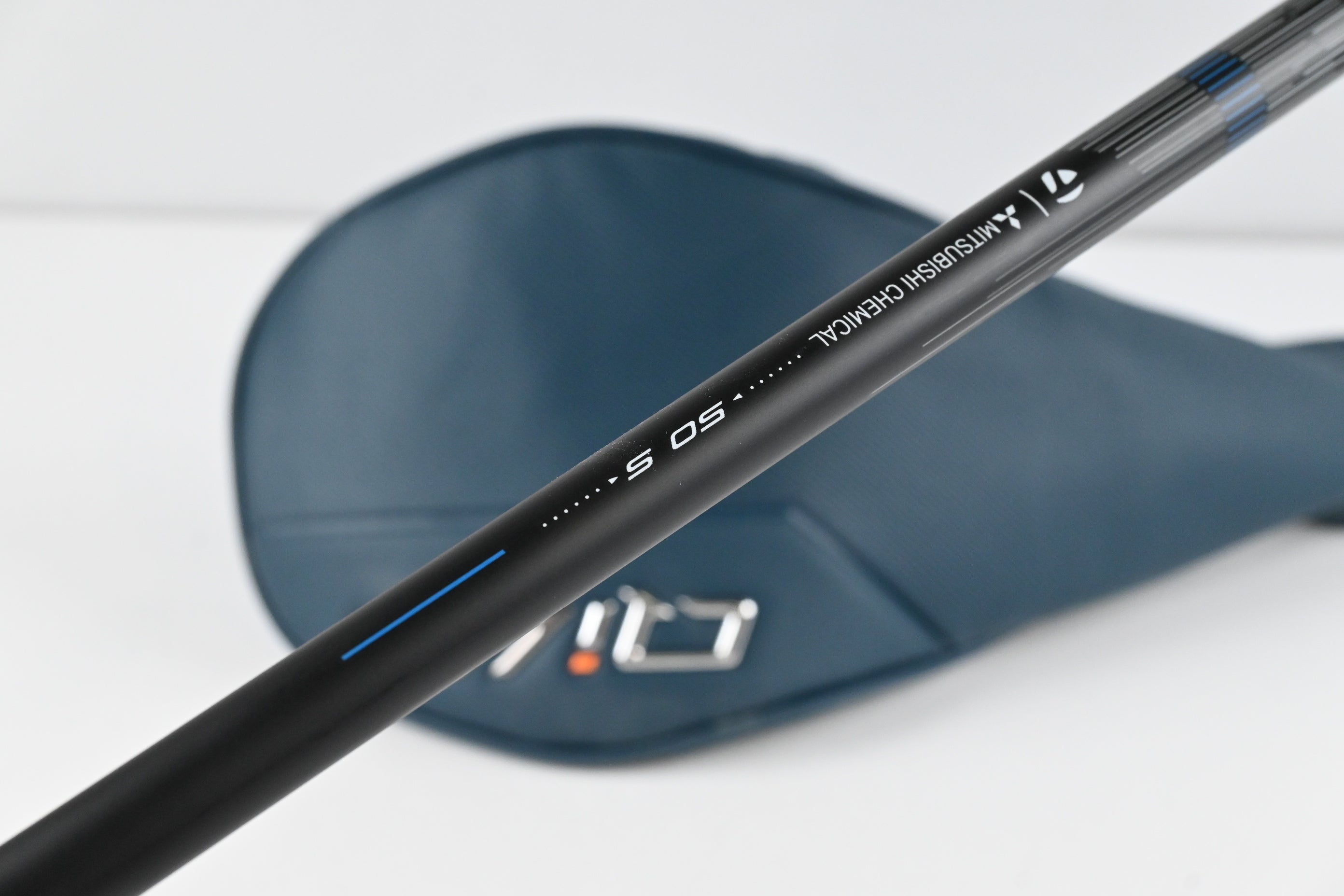 Taylormade Qi4D Driver / 10.5 Degree / Stiff Flex Reax Blue 50 Shaft