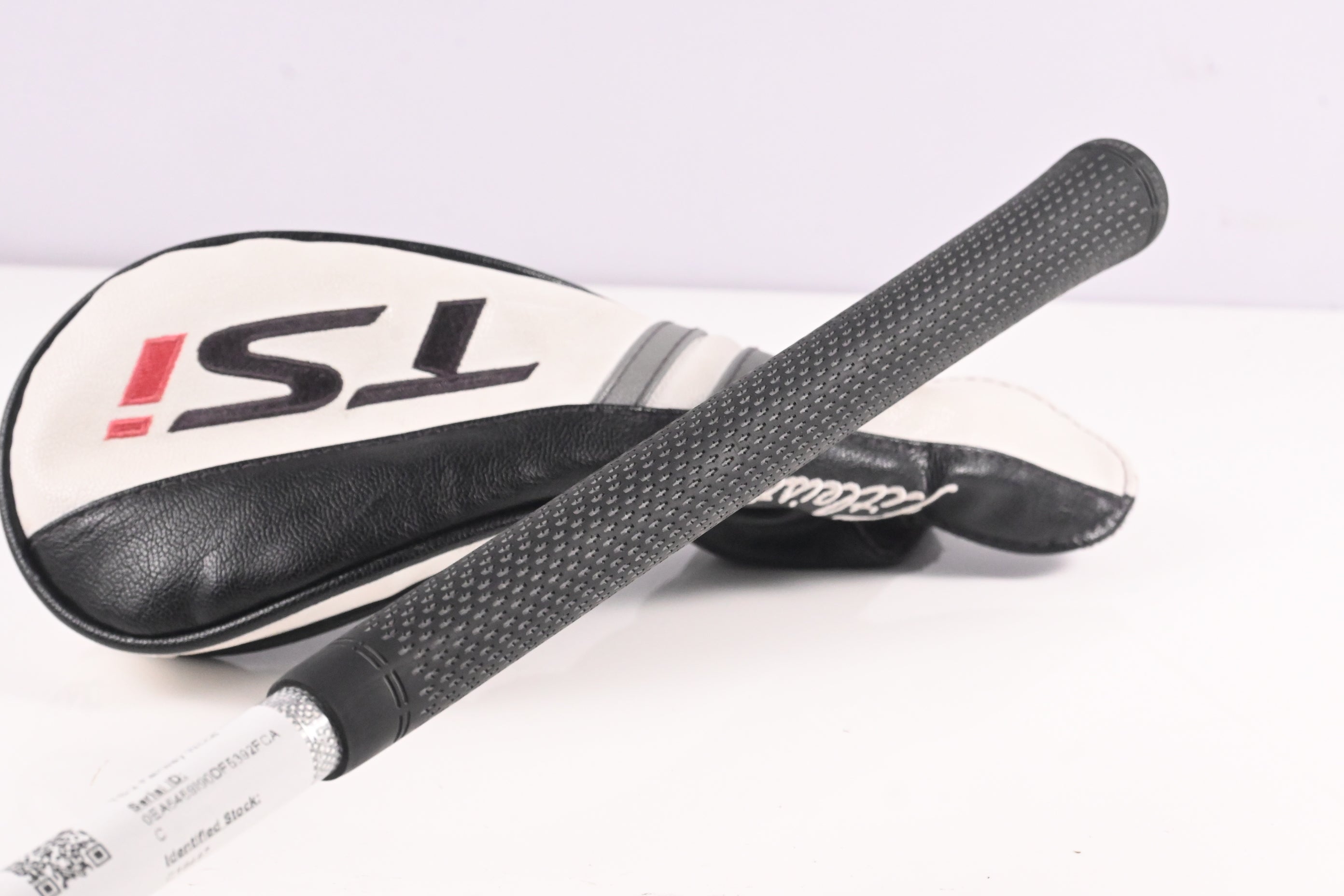 Left Hand Titleist TSi2 #3 Wood / 15 Degree / Regular Flex Tensei AV Blue Raw 65