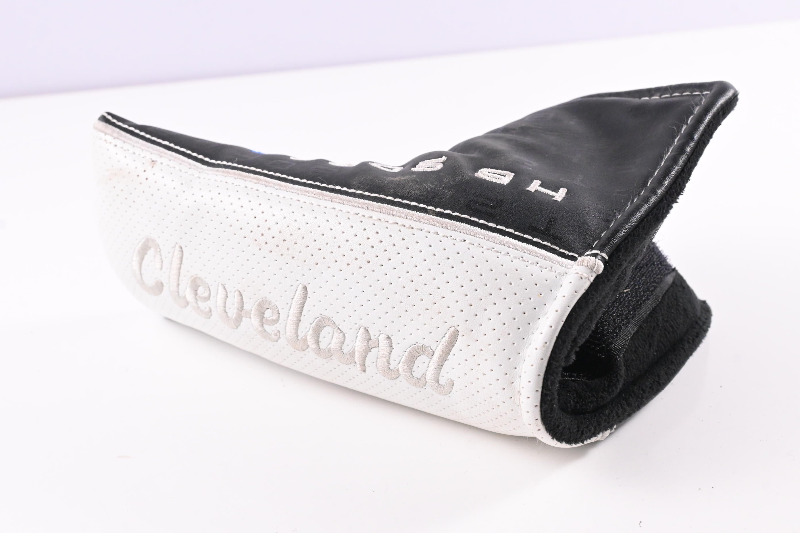 Cleveland HB Soft 2 Black Satin 8 Putter / 34 Inch