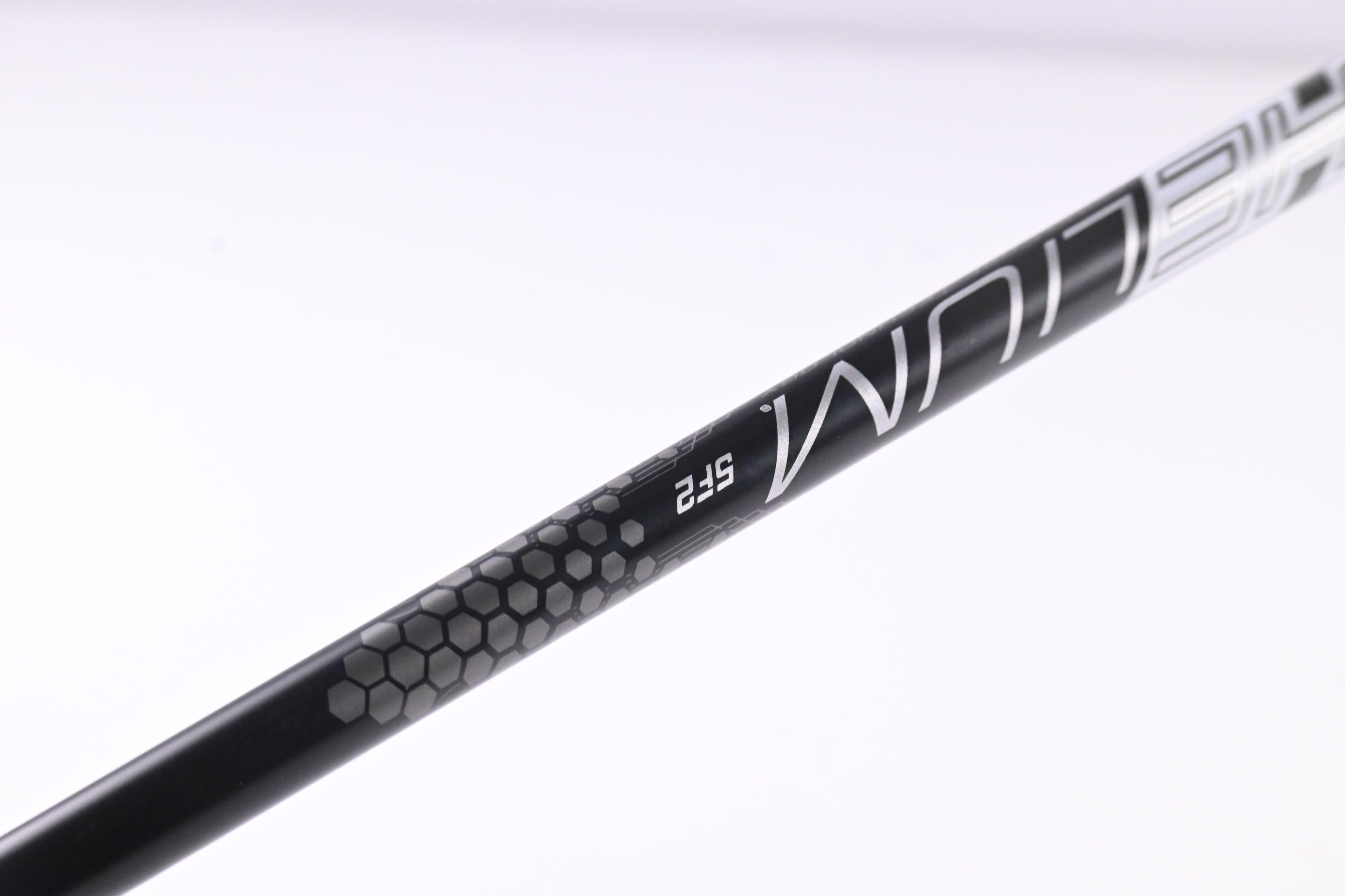 Wilson Dynapower Titanium 2023 Driver / 9 Degree / Senior Flex Helium 5 Shaft