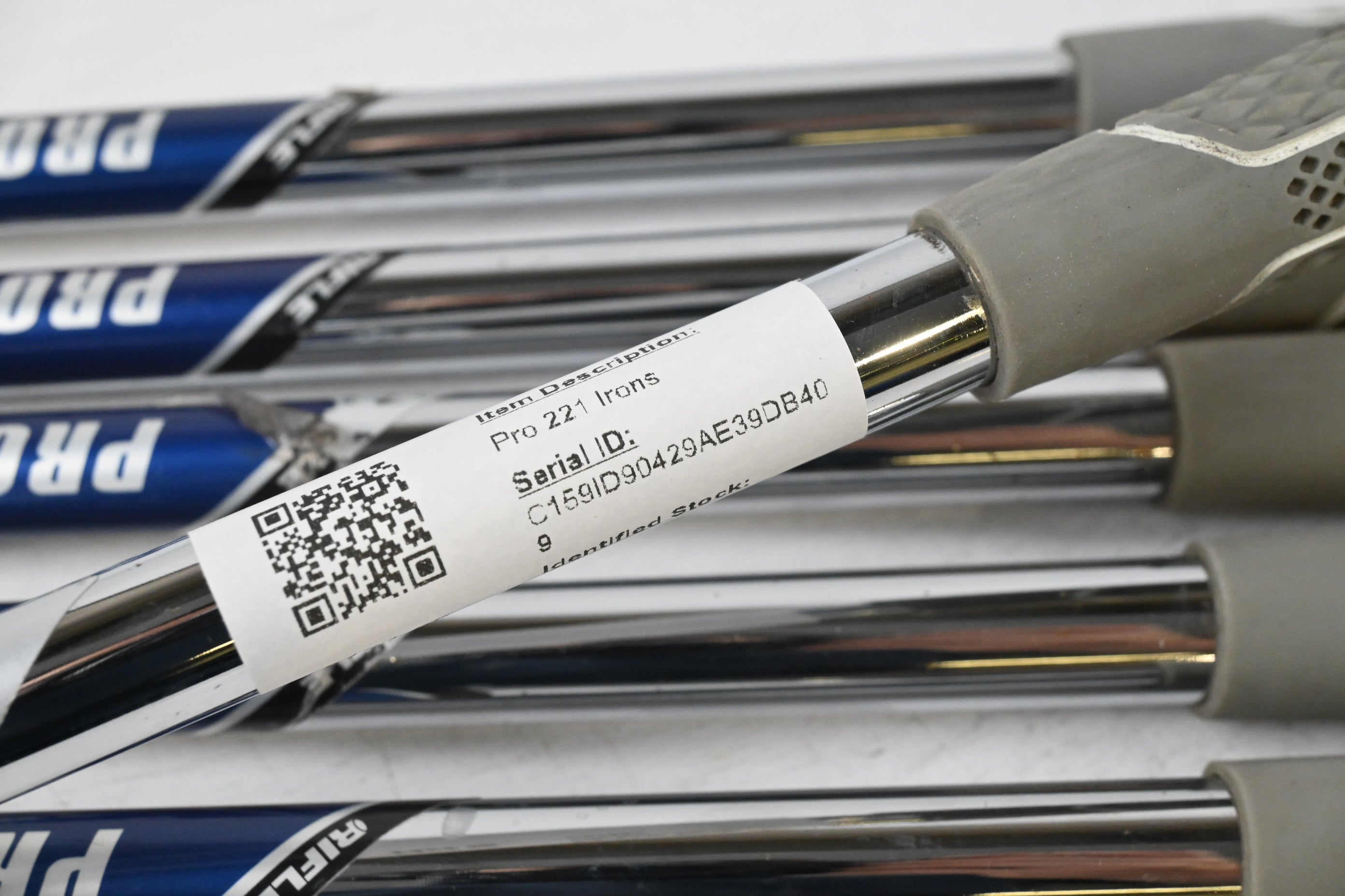 Mizuno Pro 221 Irons / 5-PW / Stiff Flex Project X Shafts