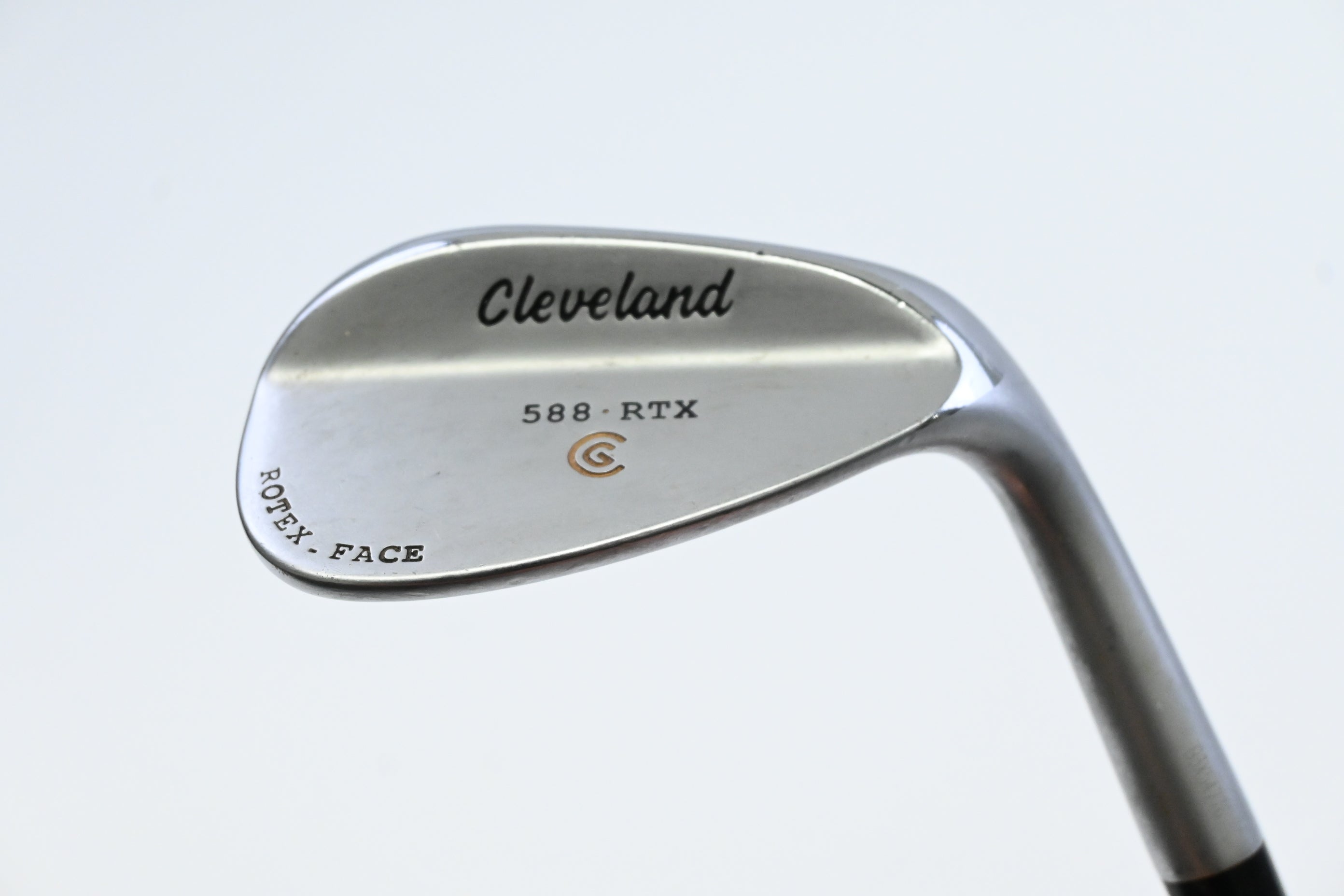Cleveland 588 RTX Sand Wedge / 54 Degree / Wedge Flex Dynamic Gold Shaft