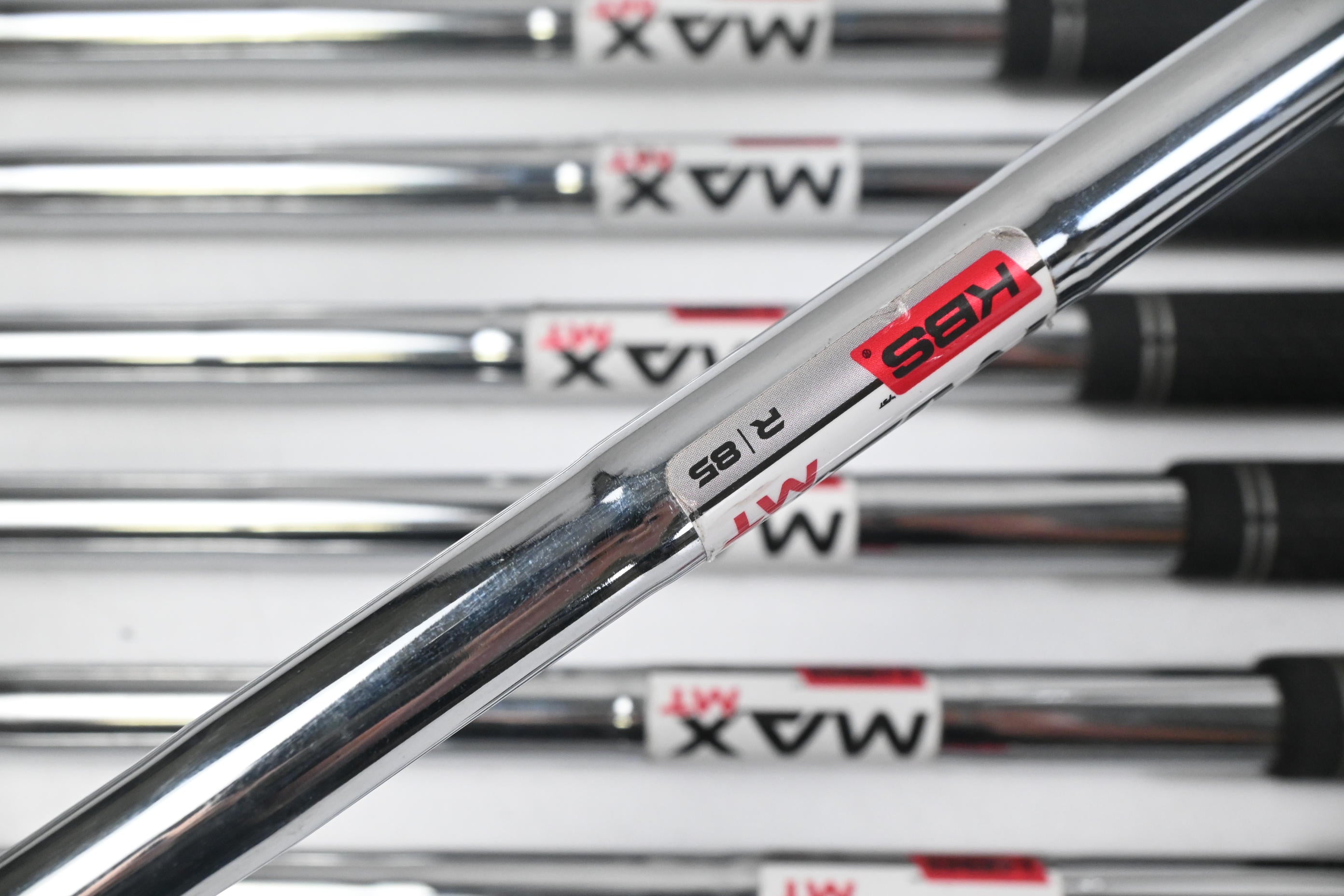 Taylormade Qi Irons / 5-PW+GW+SW / Regular Flex KBS MAX MT 85 Shafts