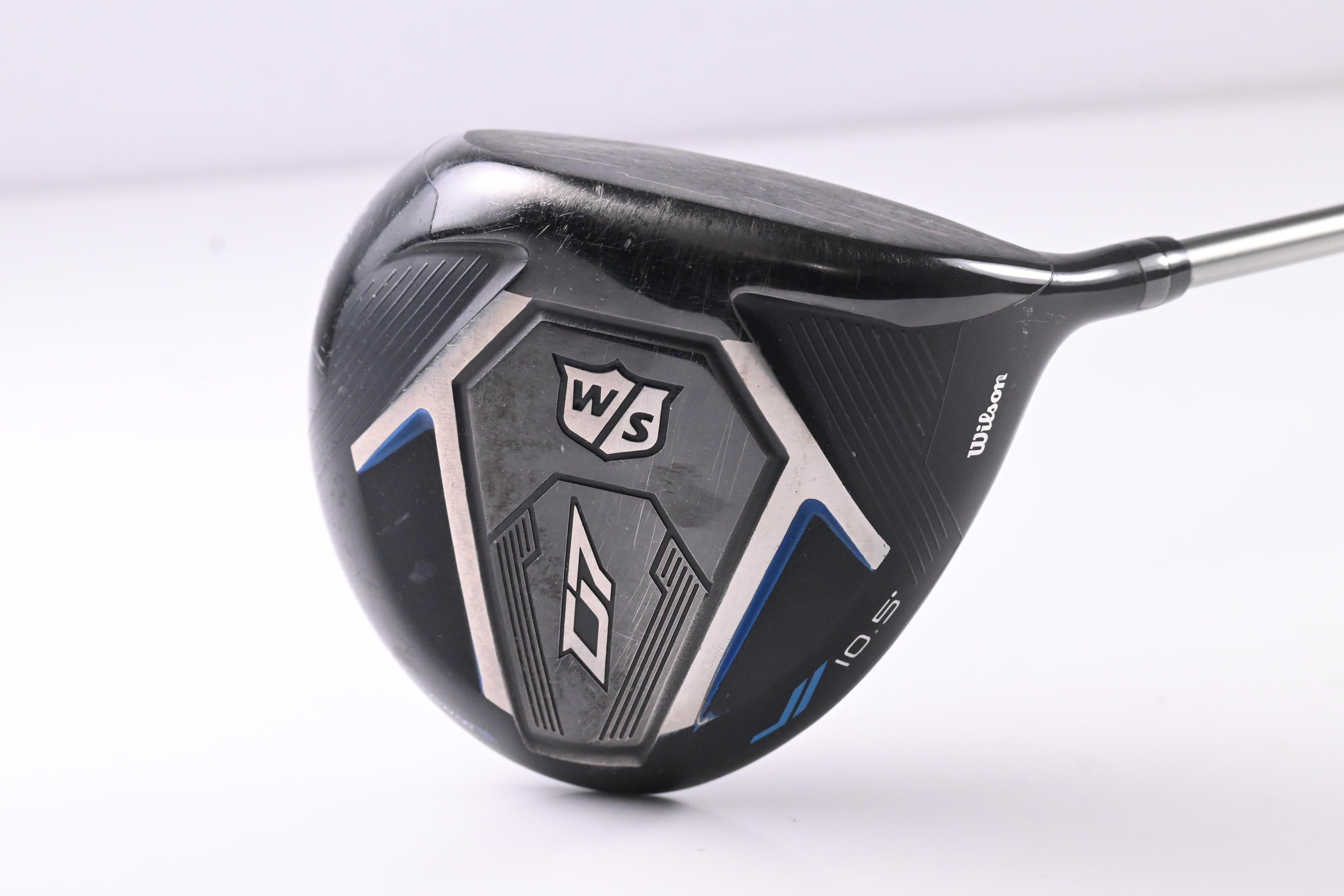 Wilson Staff D7 Driver / 10.5 Degree / Regular Flex UST Helium Speedmesh 46