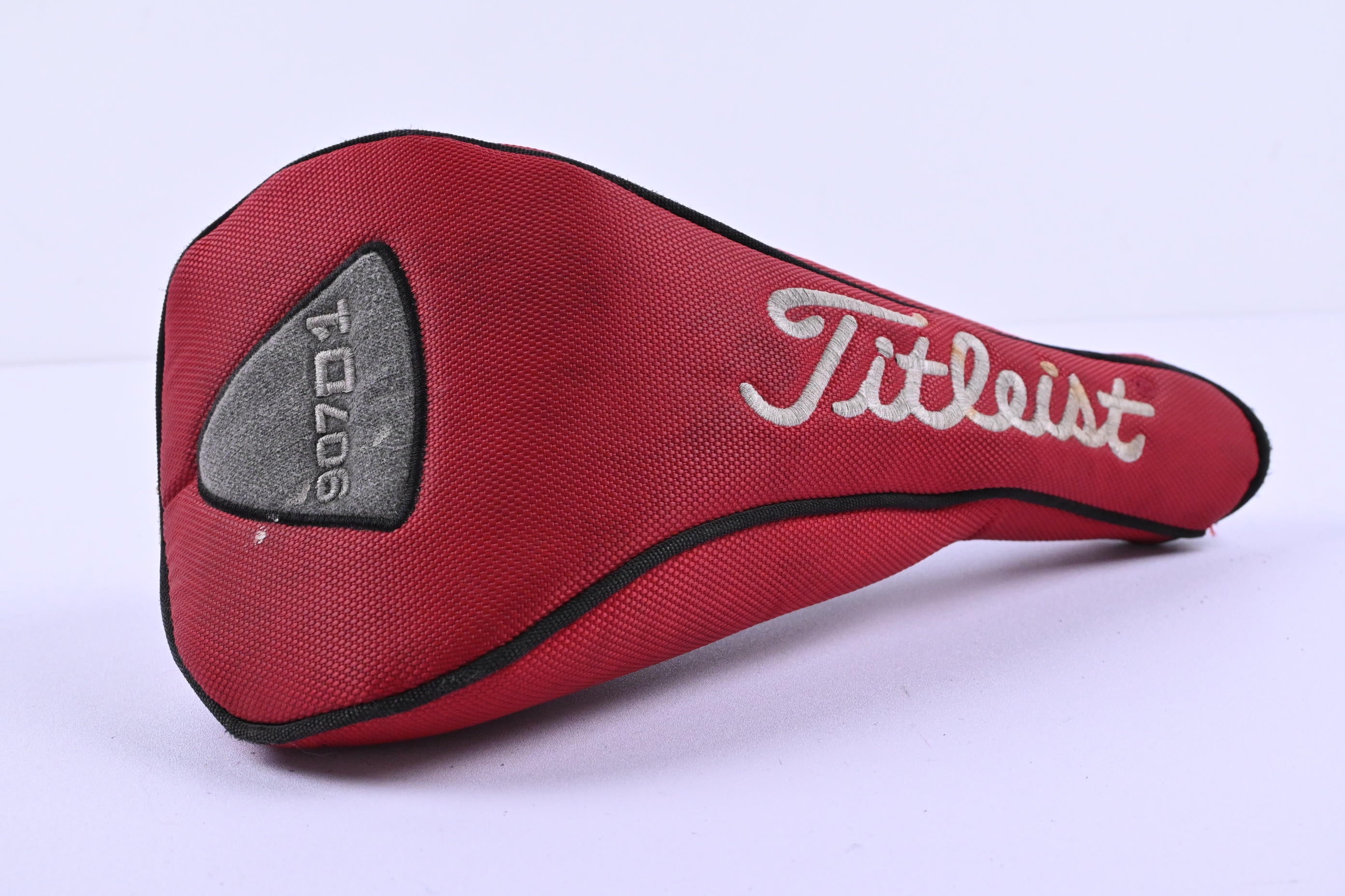 Titleist 907 D1 Driver / 9.5 Degree / Stiff Flex Aldila VS Proto 'By You' 65