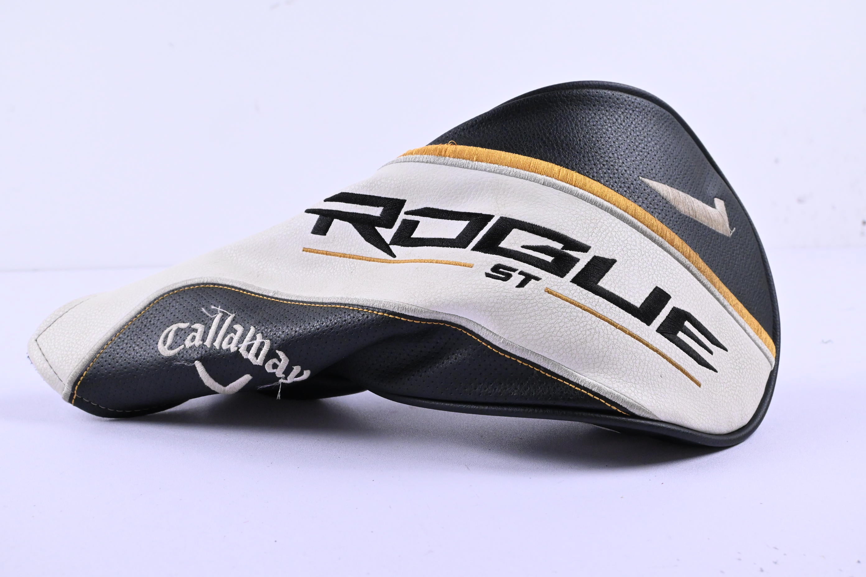 Callaway Rogue ST MAX D Driver / 10.5 Degree / Regular Flex HZRDUS T800 55 Shaft