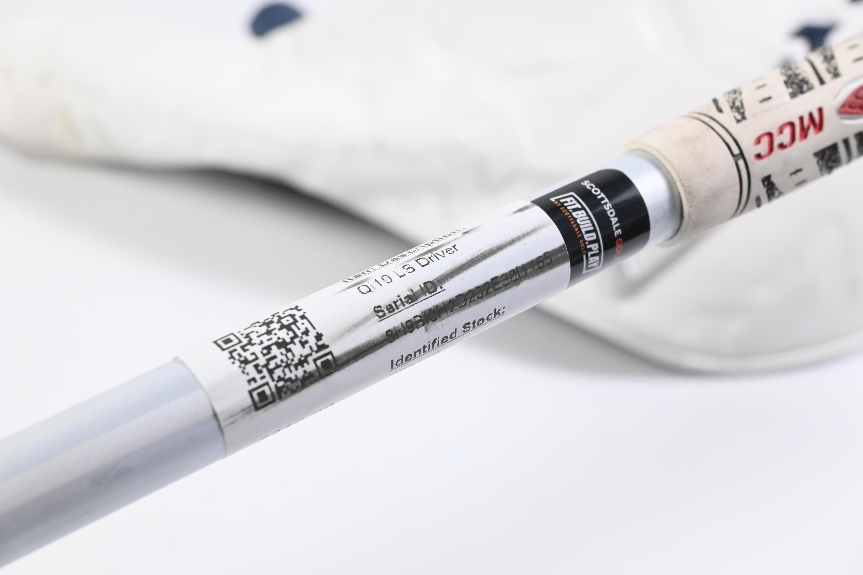 Taylormade Qi10 LS Driver / 10.5 Degree / Stiff Flex Graphite Design Tour AD IZ