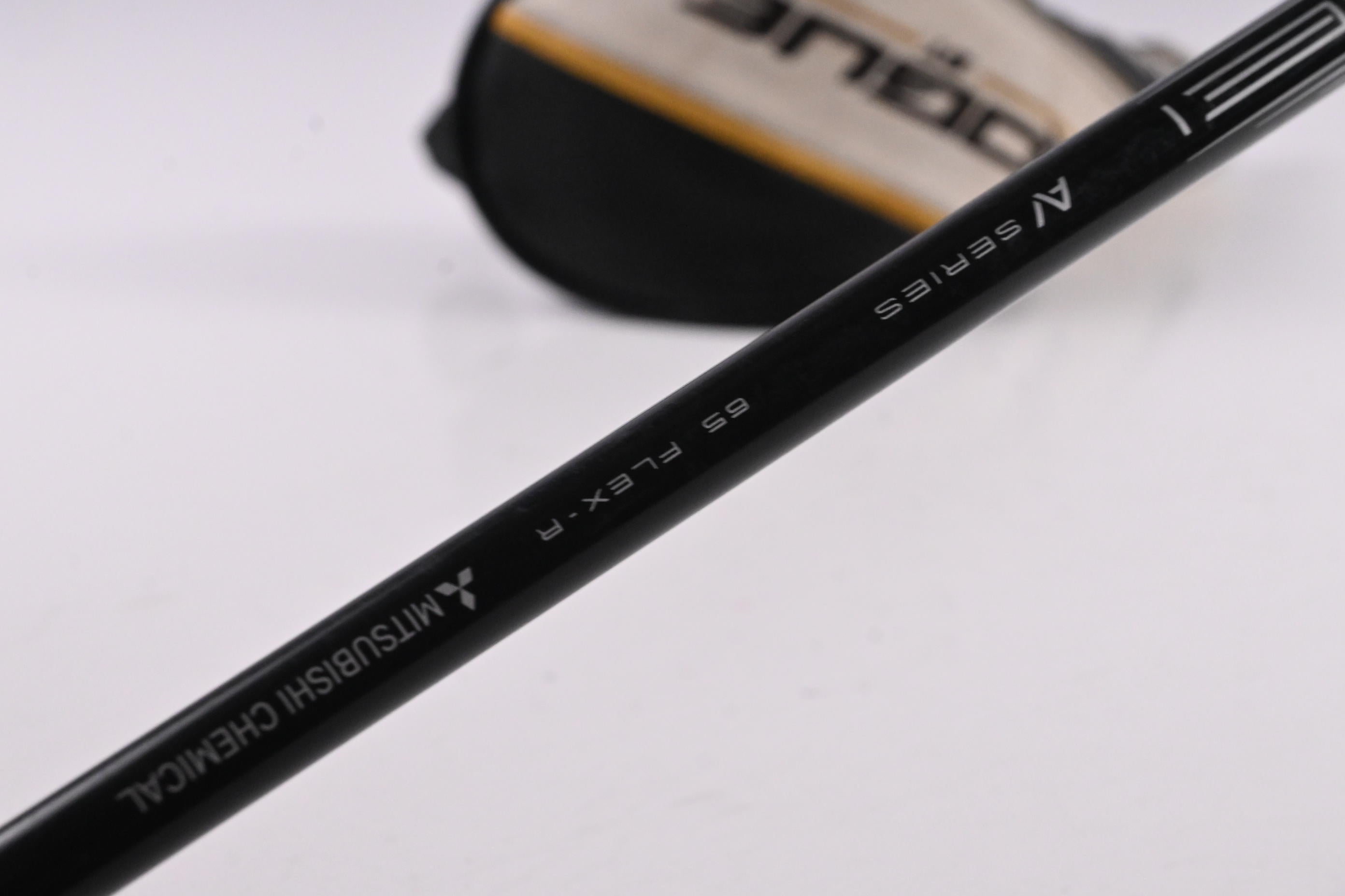 Callaway Rogue ST Max #3 Hybrid / 18 Degree / Regular Flex Tensei AV Blue 65
