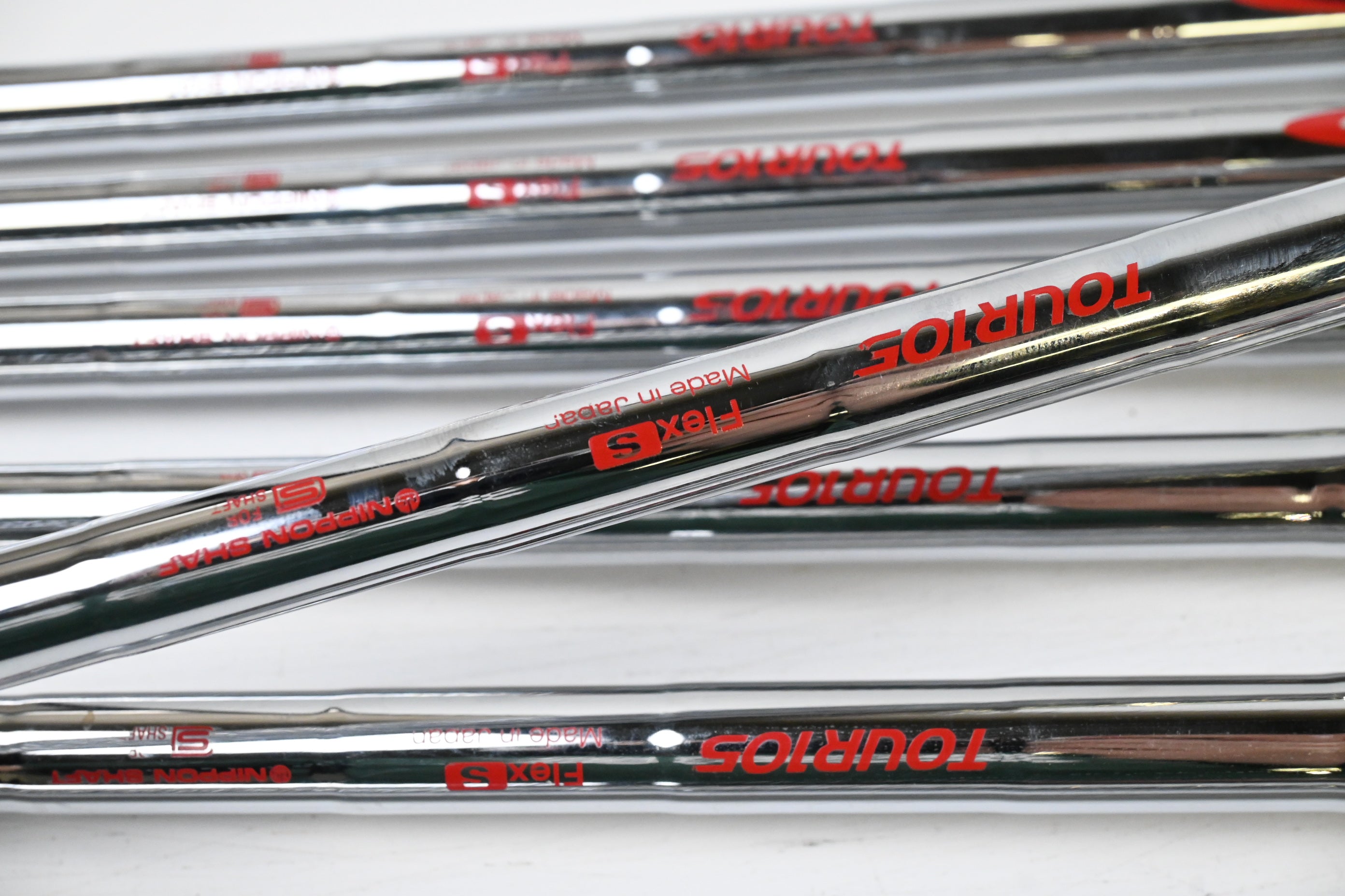 Taylormade P790 2025 Irons / 4-PW / Stiff Flex N.S.Pro Modus3 Tour105 Shafts