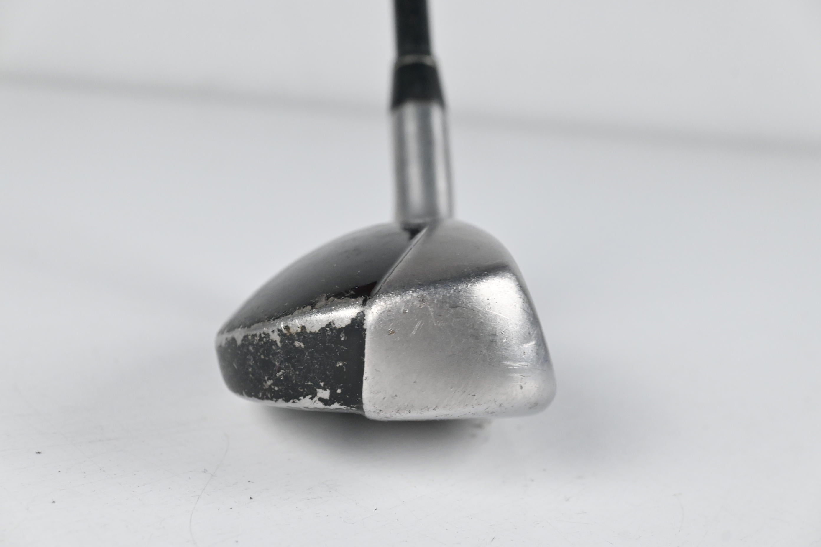 Taylormade Rescue Mid #3 Hybrid / 19 Degree / Regular Flex Ultralite Shaft