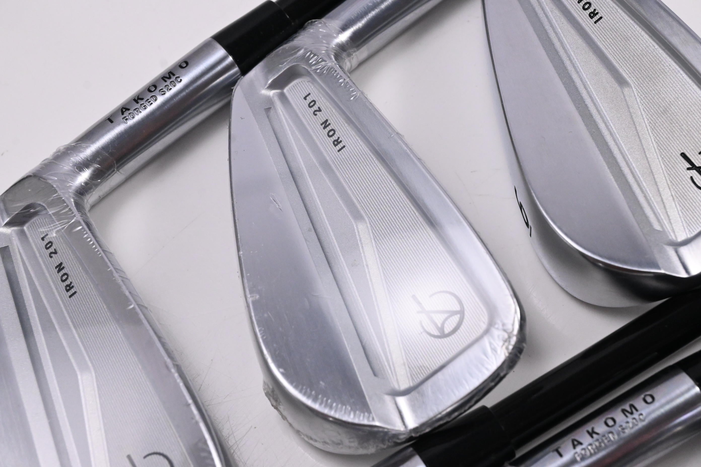 Takomo 201 Irons / 4-PW / Senior Flex Fujikura Atmos Red 6 Shafts