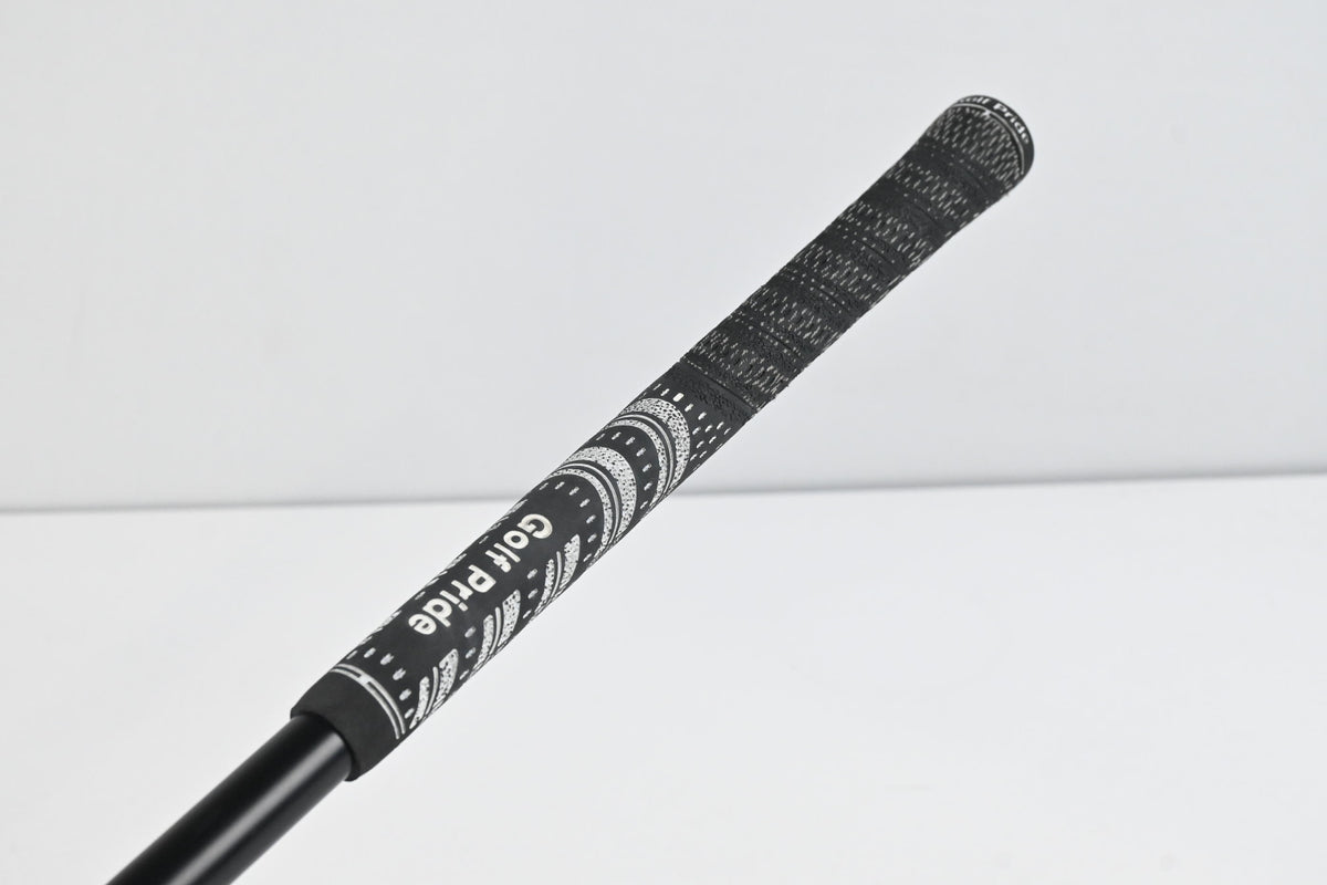 Titleist T250.U Utility #2 Iron / 18 Degree / Stiff Flex Hzrdus Gen5 Black 80 Shaft
