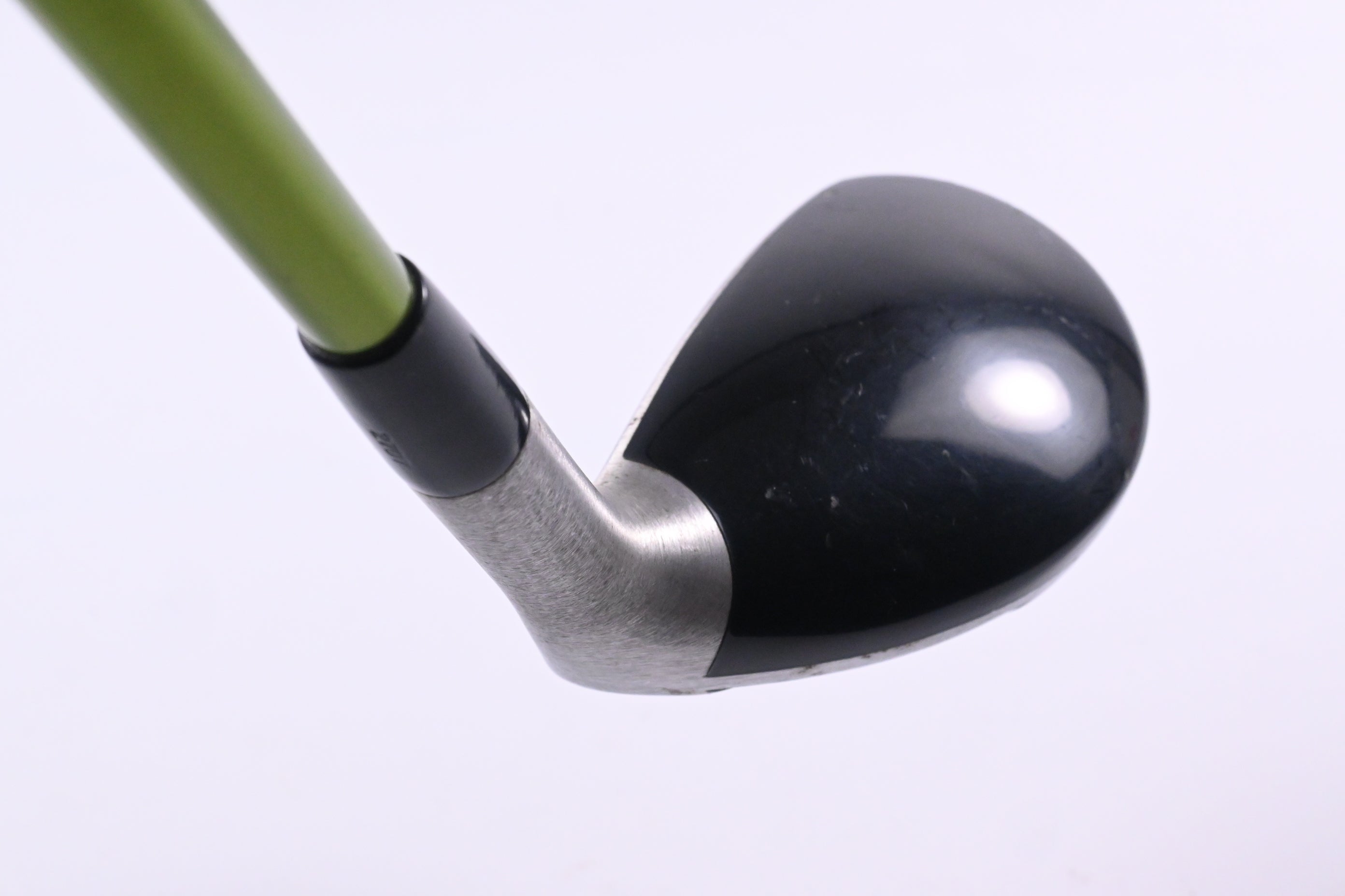 Titleist 585.H #3 Hybrid / 19 Degree / Stiff Flex Adila NV 85 Shaft