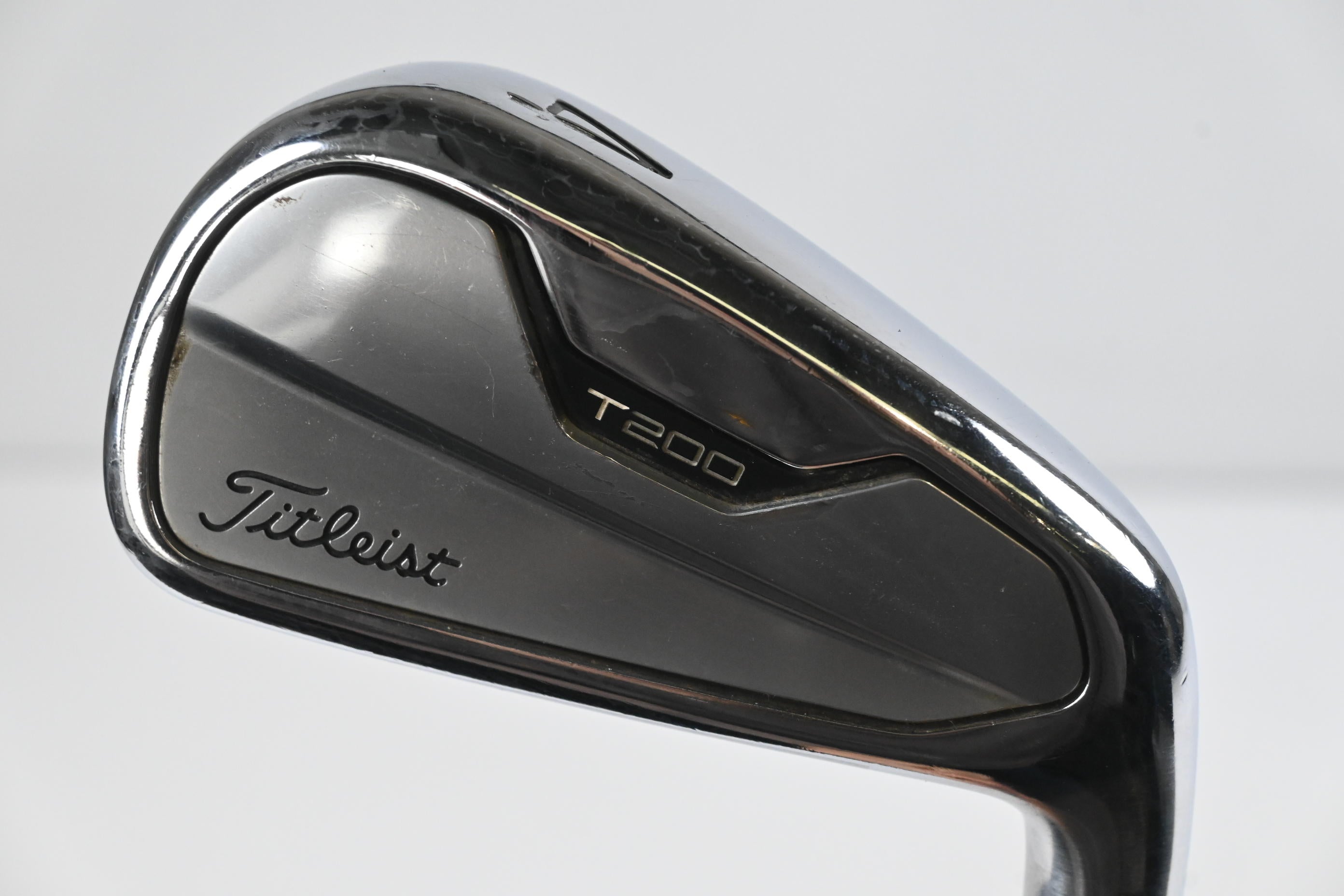 Titleist T200 Utility #4 Iron / 22 Degree / Stiff Flex Tour AD IZ-95 Shaft