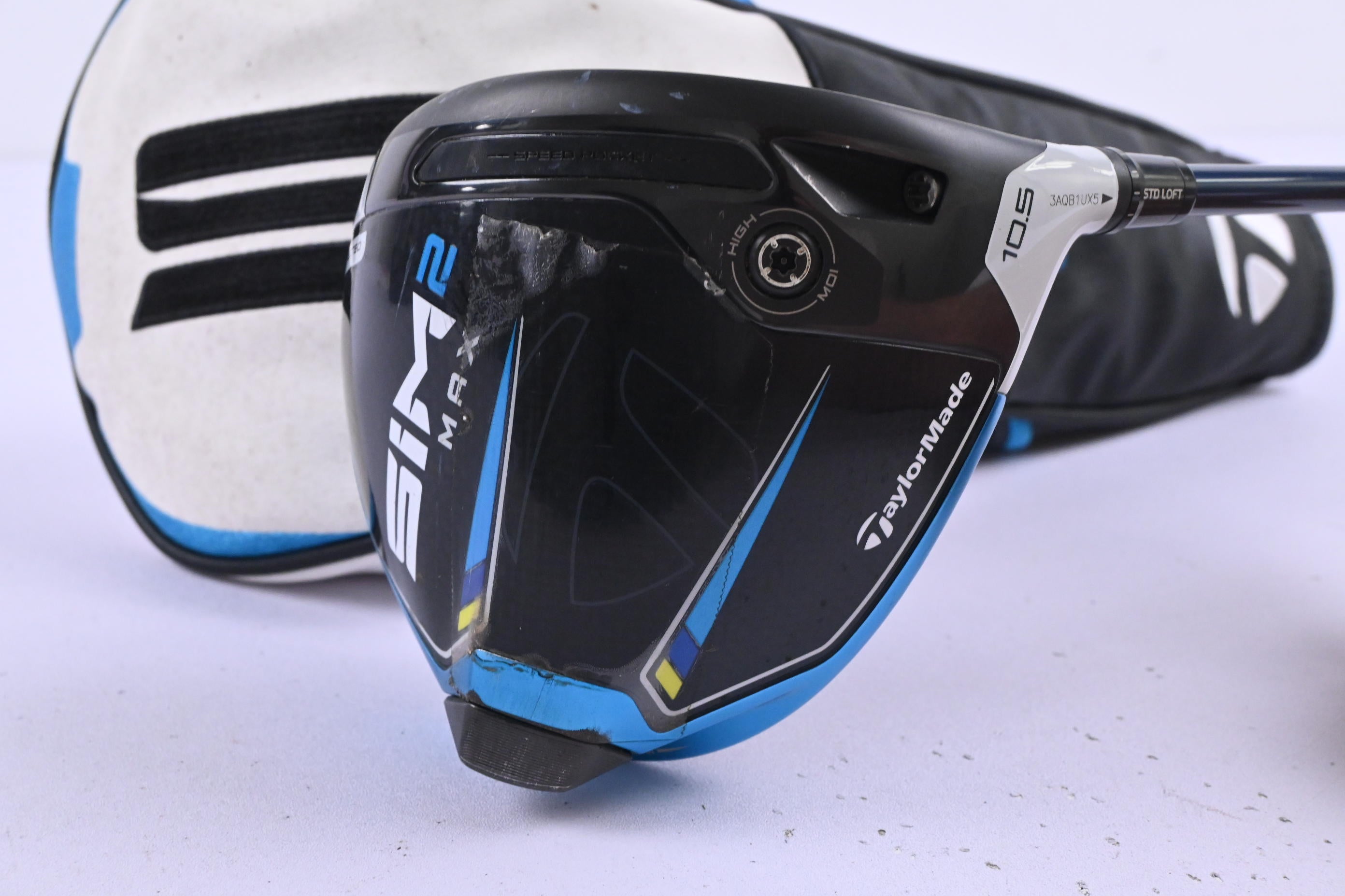 Taylormade SIM2 Max Driver / 10.5 Degree / Stiff Flex Ventus Blue 5 Shaft