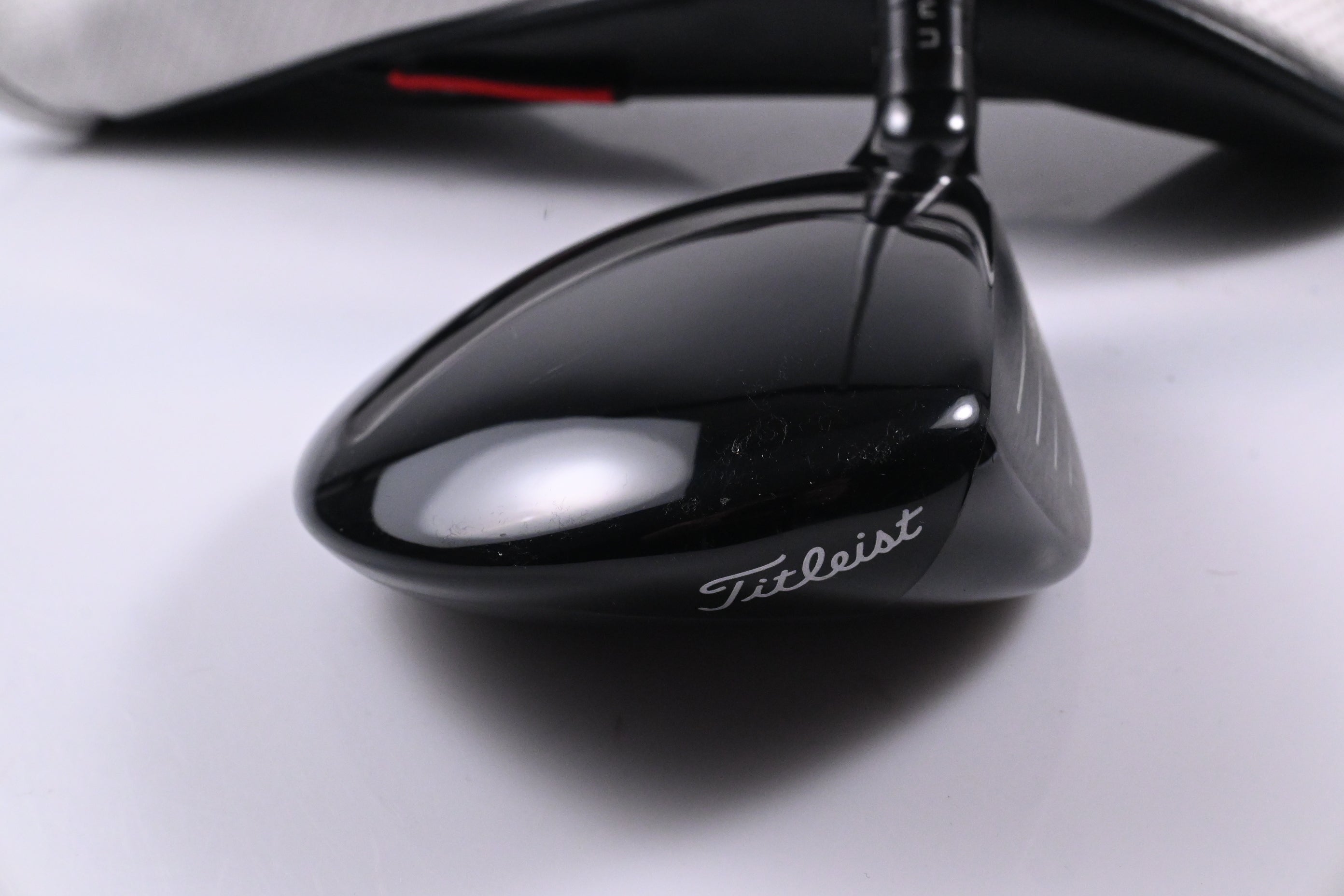 Titleist GT1 #5 Wood / 18 Degree / Regular Flex Mitsubishi MMT Silver 40 Shaft