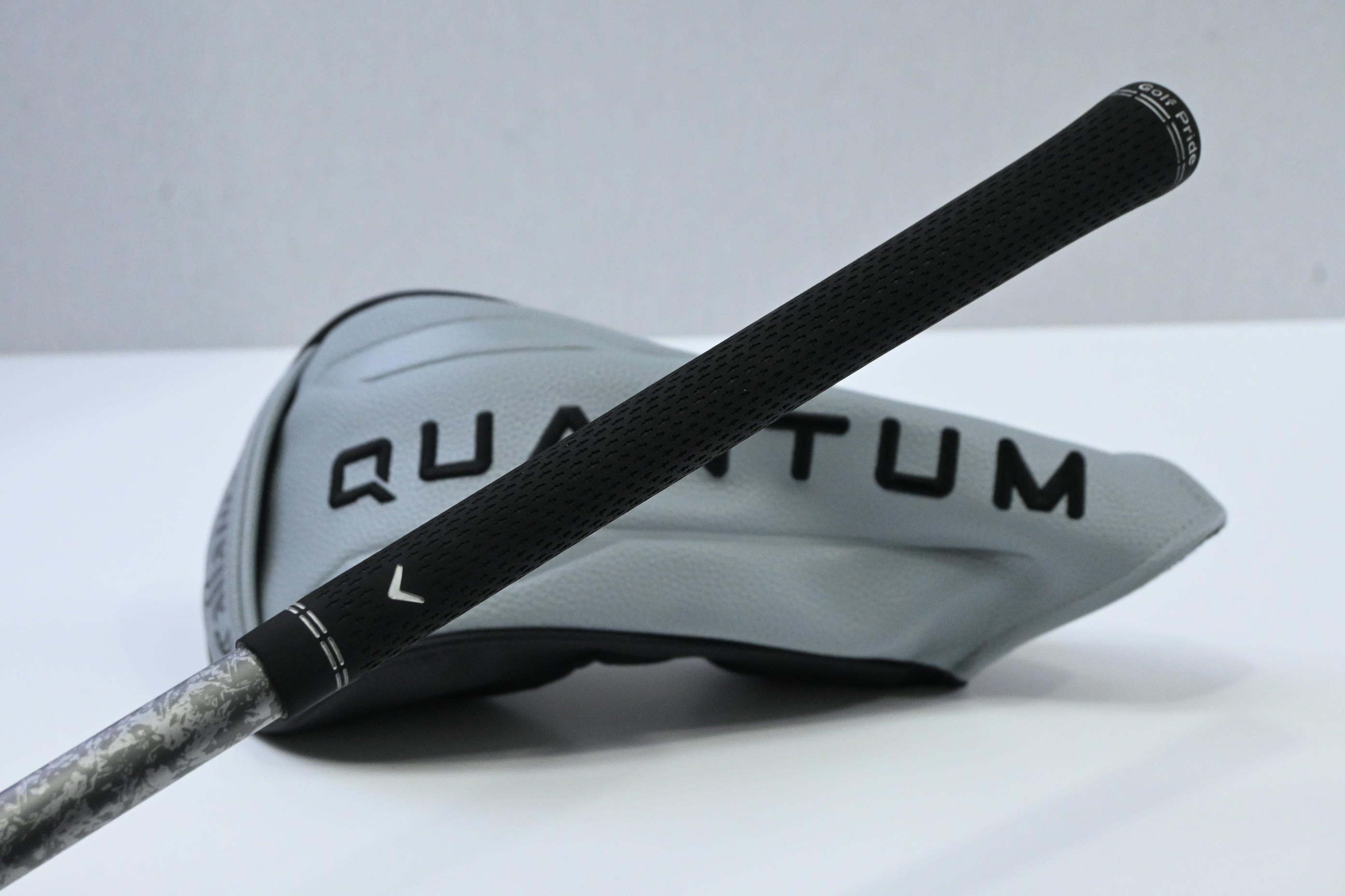 Callaway Quantum Max D Drivers / 10.5 Degree / Stiff Flex Denali Frost White 60