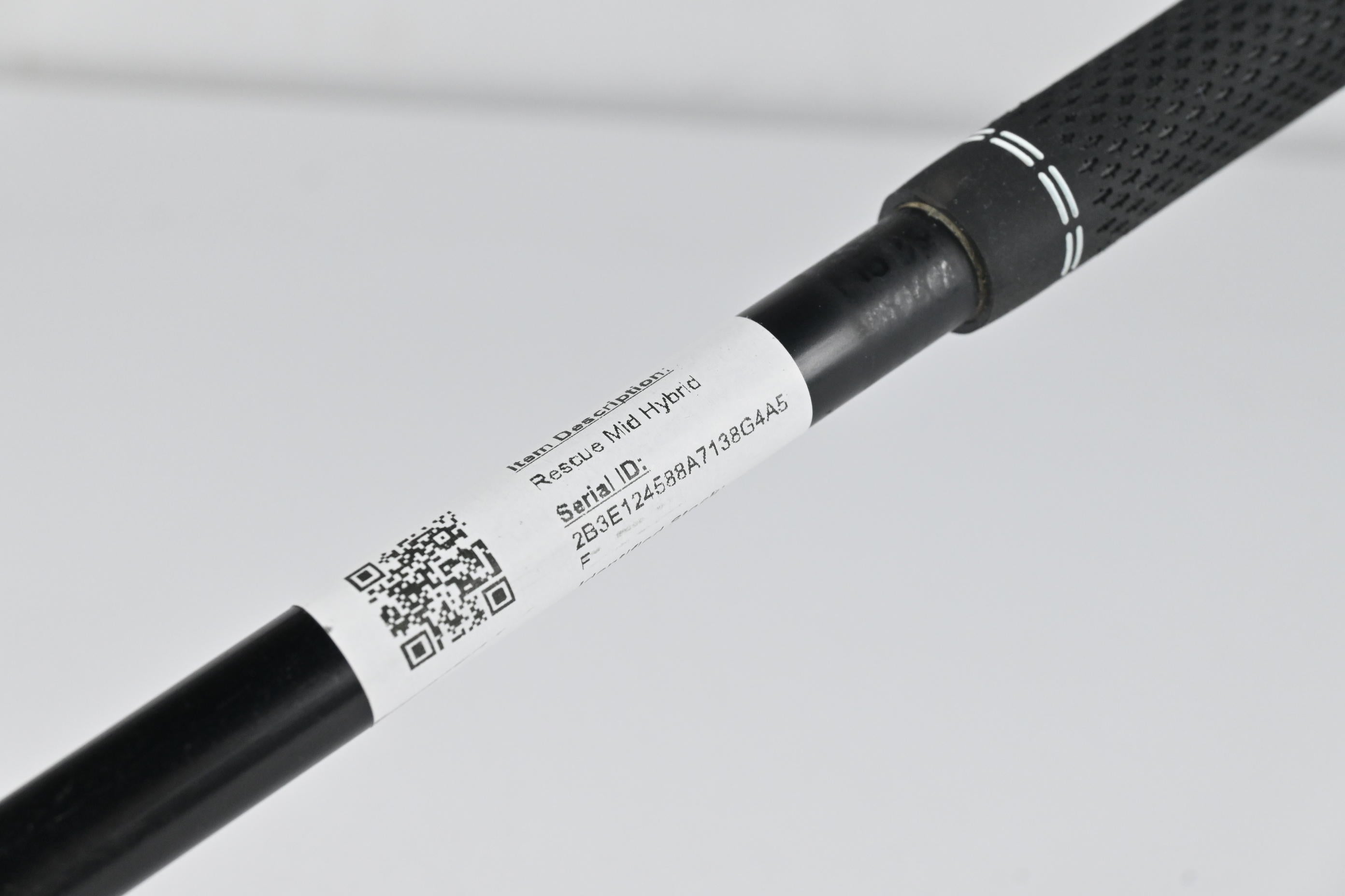 Taylormade Rescue Mid #3 Hybrid / 19 Degree / Regular Flex Ultralite Shaft