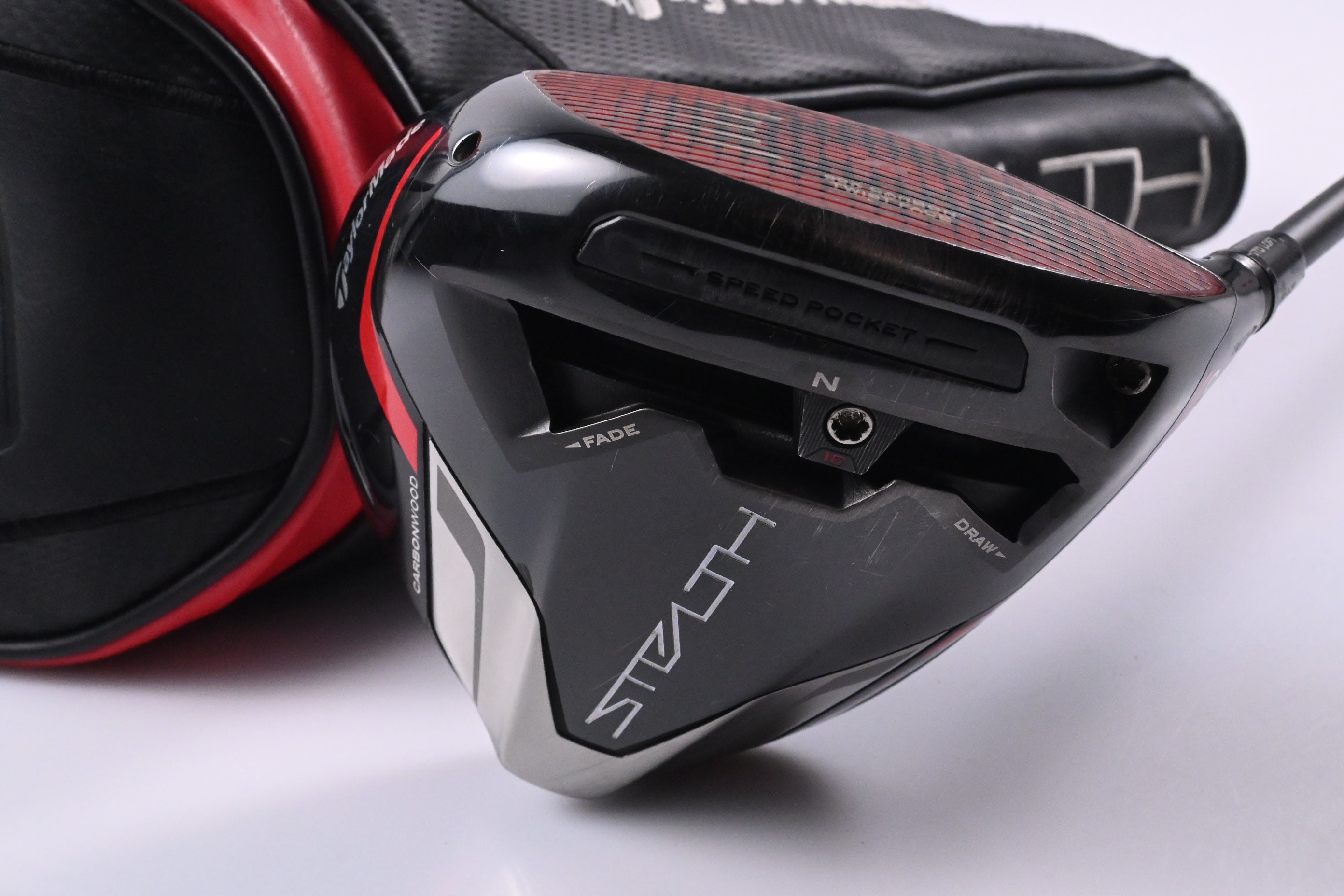 Taylormade Stealth HD Driver / 9 Degree / Regular Flex Aldila NV 55 Shaft