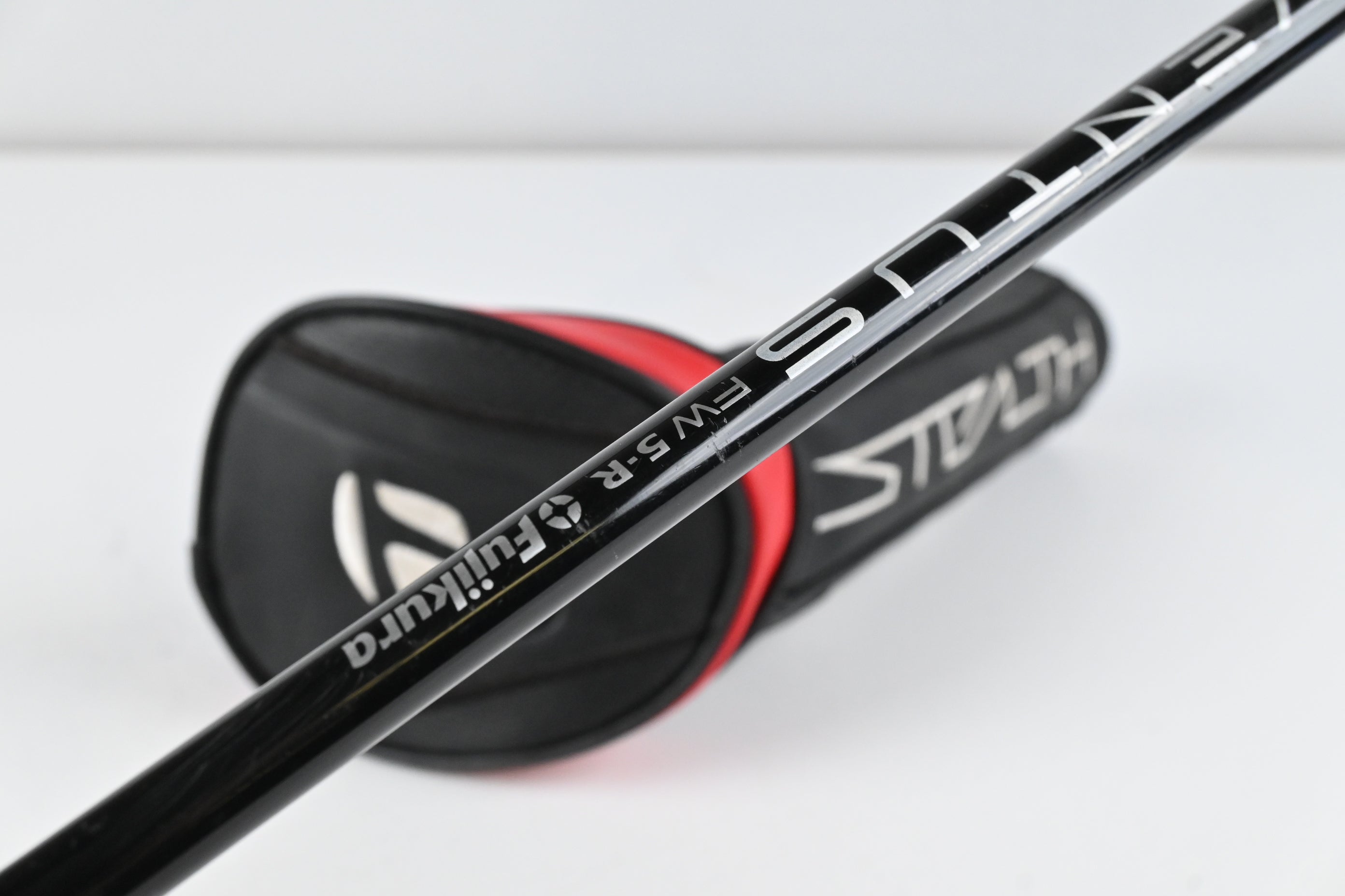 Taylormade Stealth #5 Wood / 18 Degree / Regular Flex Fujikura Ventus Red 5