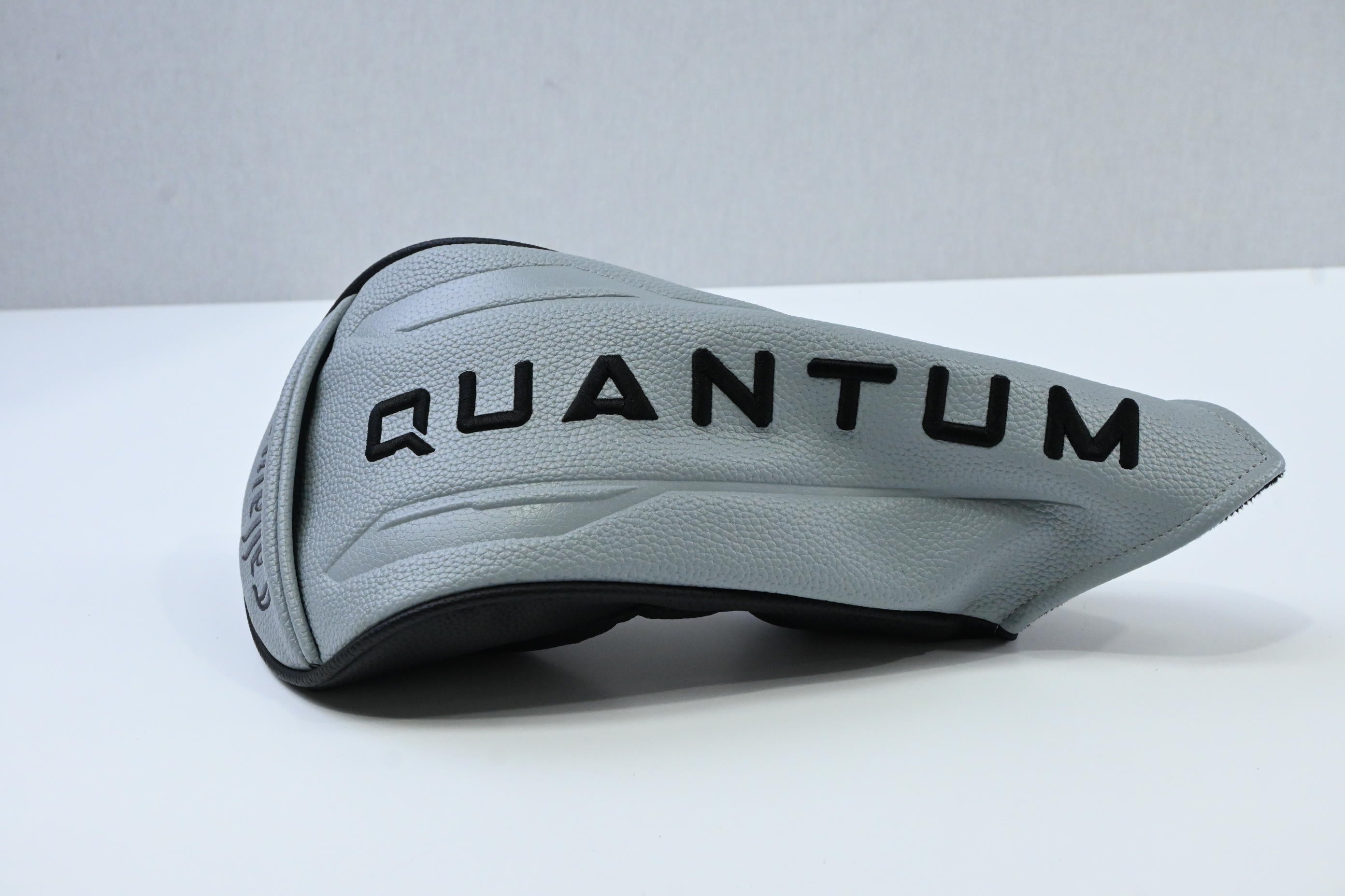 Callaway Quantum Max D Drivers / 10.5 Degree / Stiff Flex Denali Frost White 60