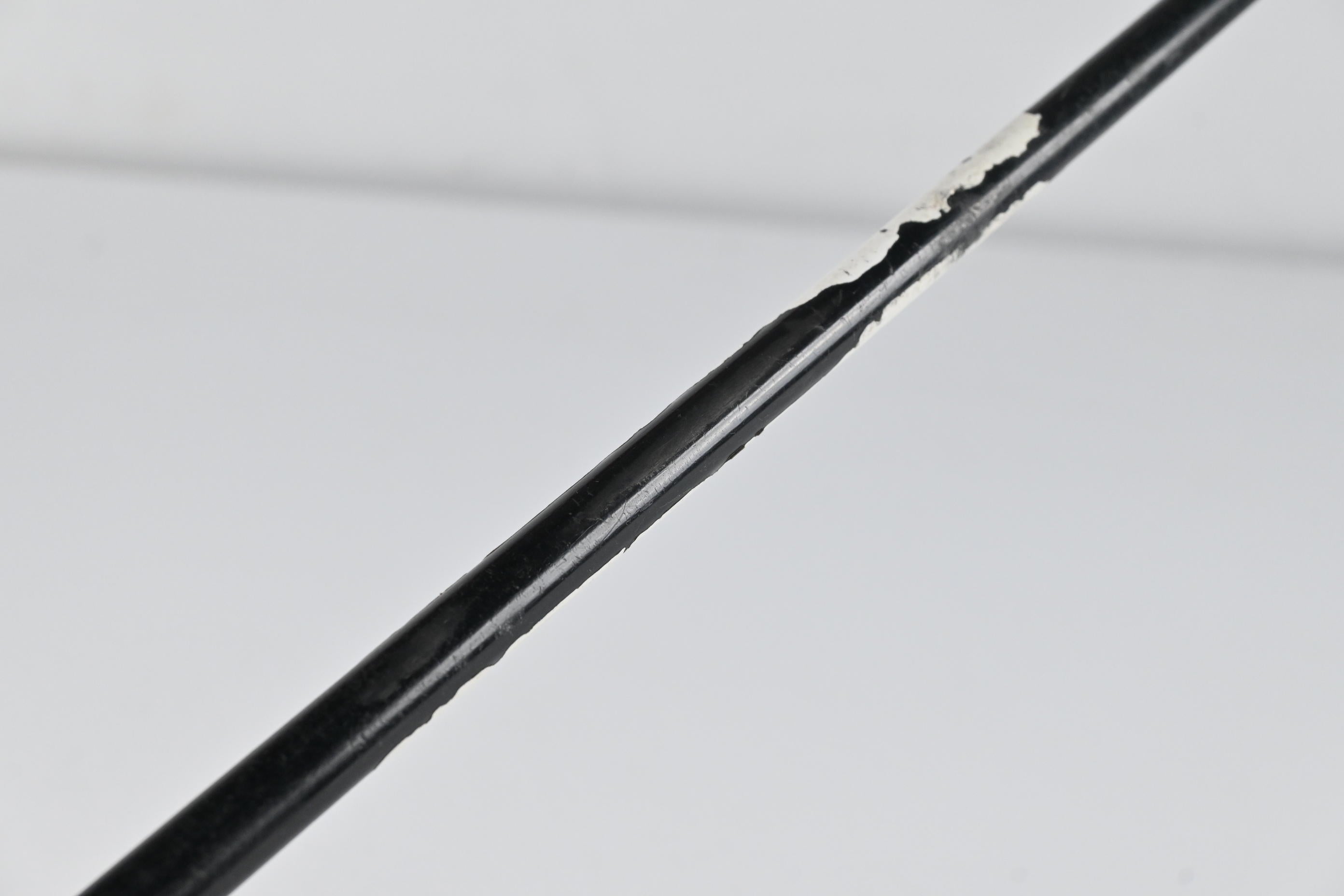 Taylormade Rescue Mid #3 Hybrid / 19 Degree / Regular Flex Ultralite Shaft