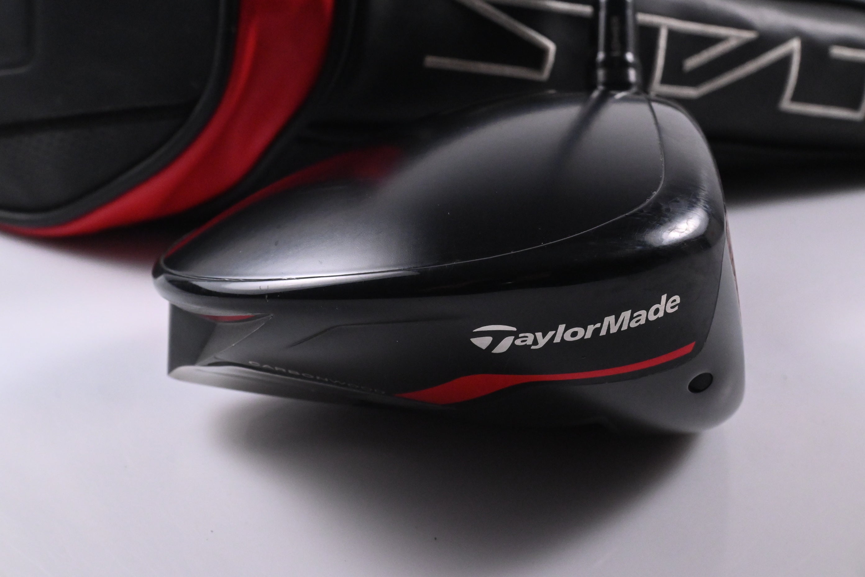 Taylormade Stealth HD Driver / 9 Degree / Regular Flex Aldila NV 55 Shaft