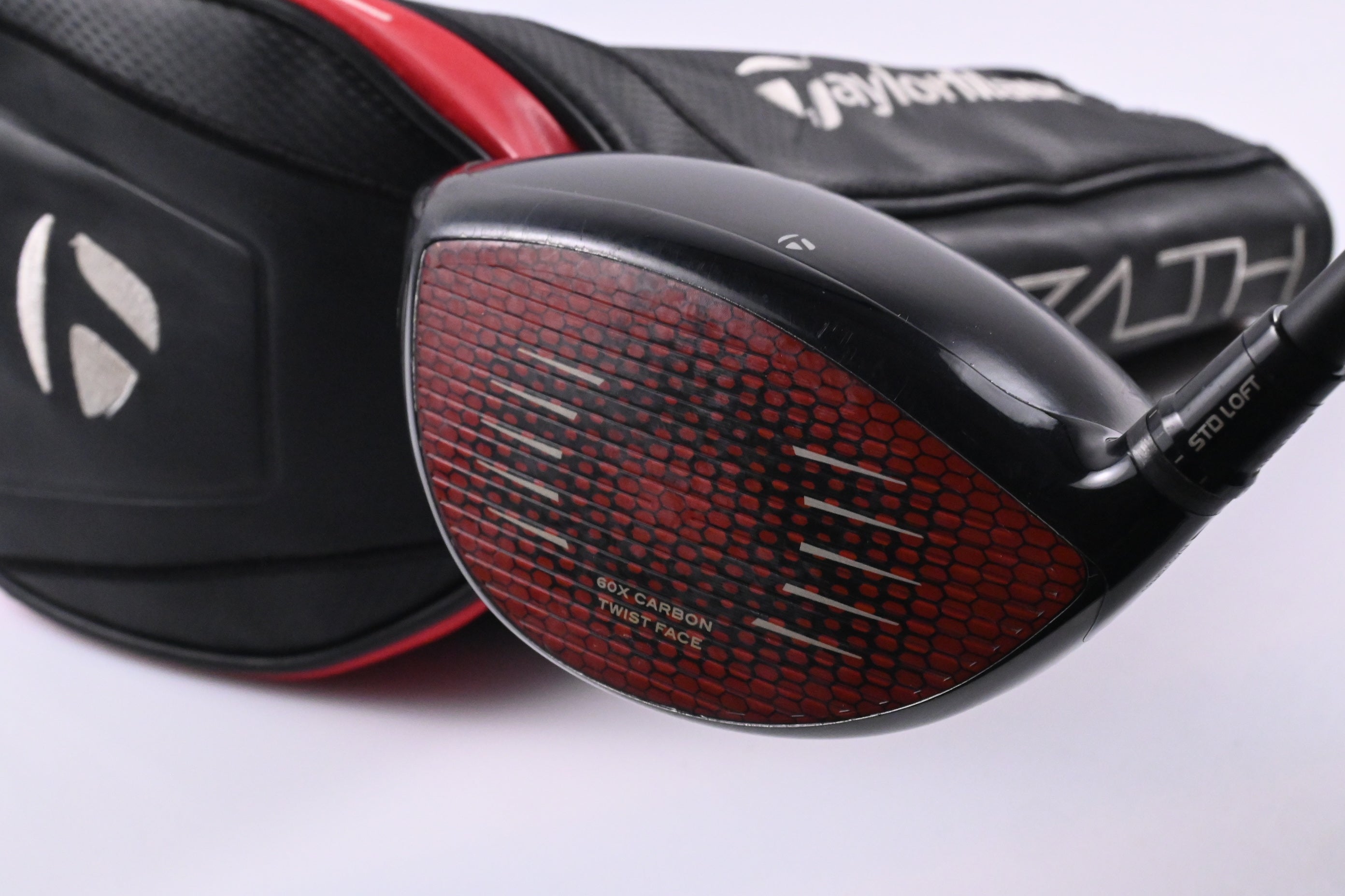 Taylormade Stealth HD Driver / 9 Degree / Regular Flex Aldila NV 55 Shaft